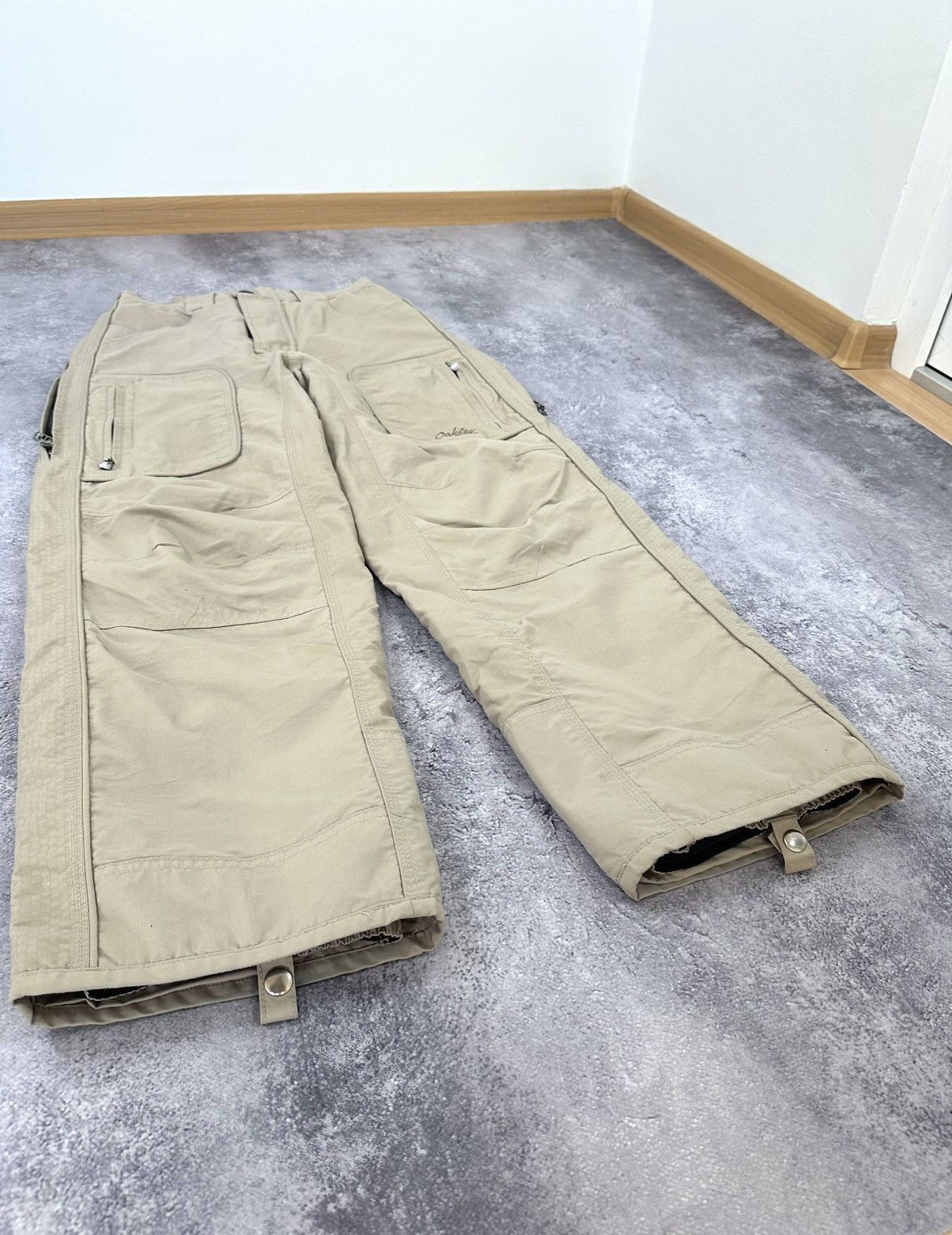 Oakley Vintage Oakley Ski Snowboarding Shell Hype Gorpcore Pants Size US 29 - 4 Thumbnail