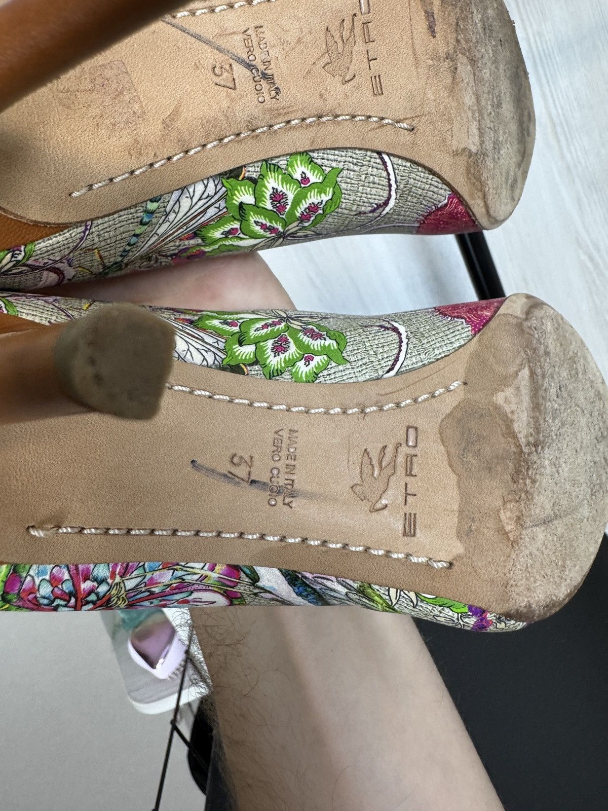 Etro ETRO made in Italy flower floral pattern multicolor heels Size US 7 / IT 37 - 18 Thumbnail