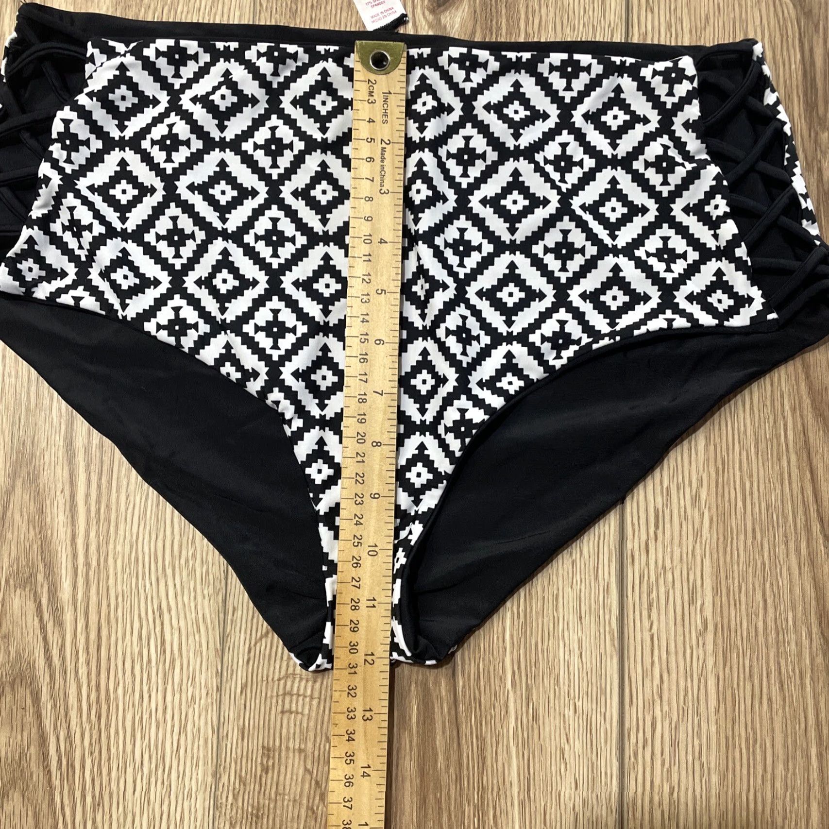 Vintage VINTAGE Bongo Bikini Bathing Suit Women Large Black Solid Push-Up 80s Swimwear Size L / US 10 / IT 46 - 5 Thumbnail