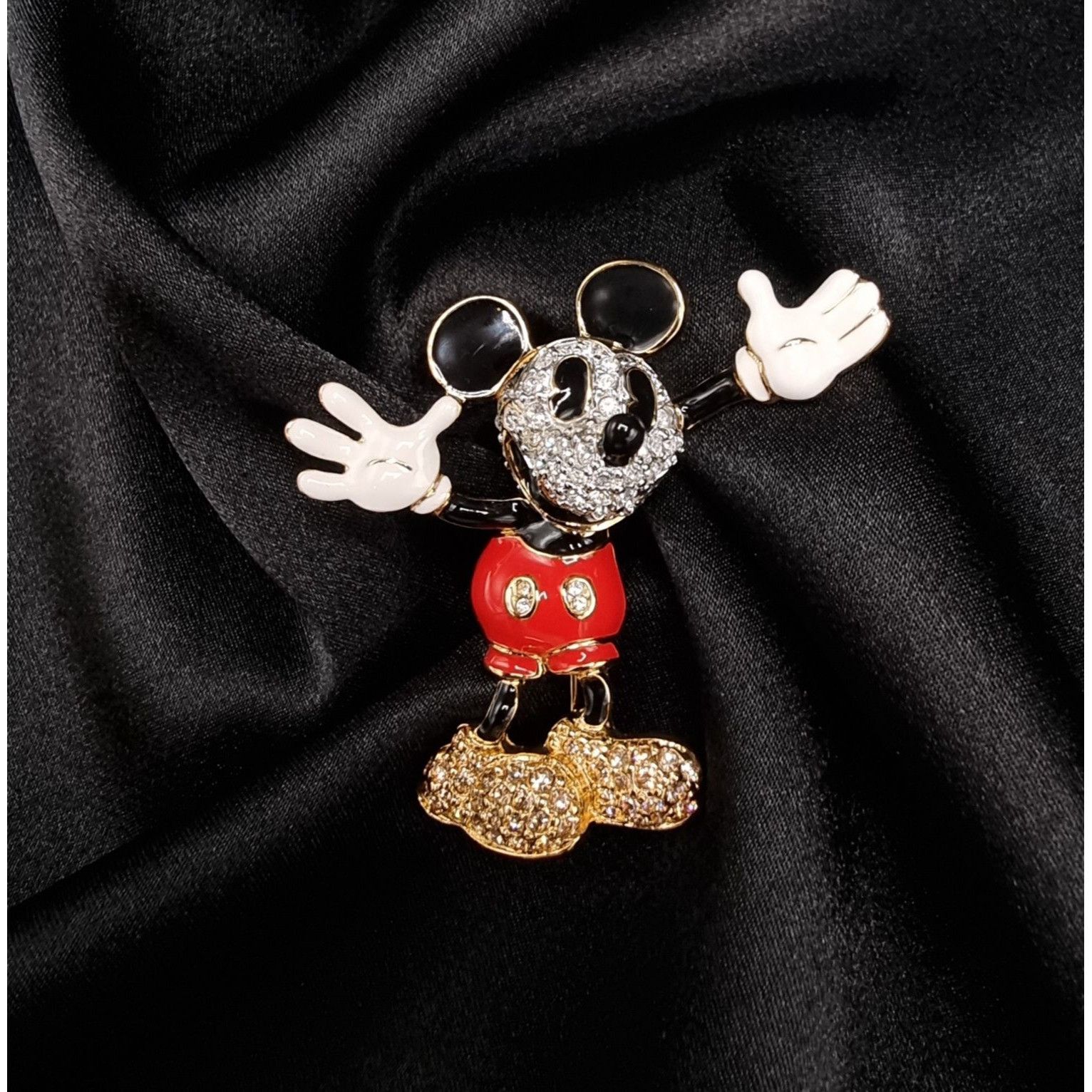 Disney Rare Vintage Limited Edition Swarovski Disney Mickey Mouse B Size ONE SIZE - 2 Thumbnail