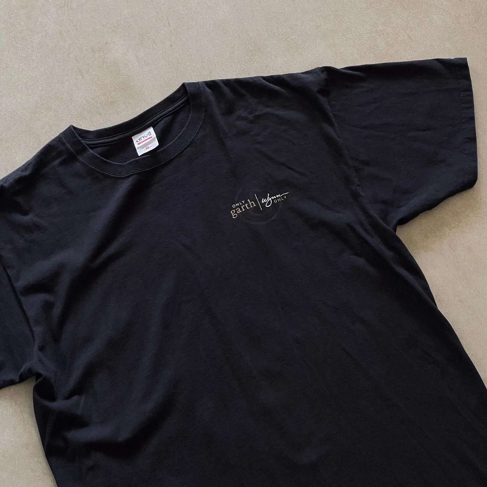 Designer Anvil Garth Brooks Las Vegas Wynn Hotel T-Shirt - XL Size ONE SIZE - 4 Thumbnail