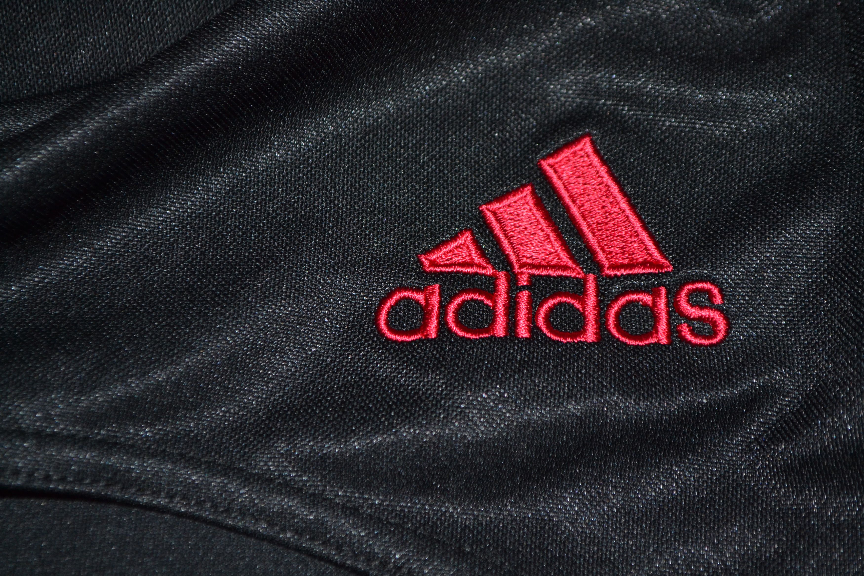 Adidas Bayern Munich Vintage 2005 2006 Football Soccer Shorts Size US 38 / EU 54 - 6 Thumbnail