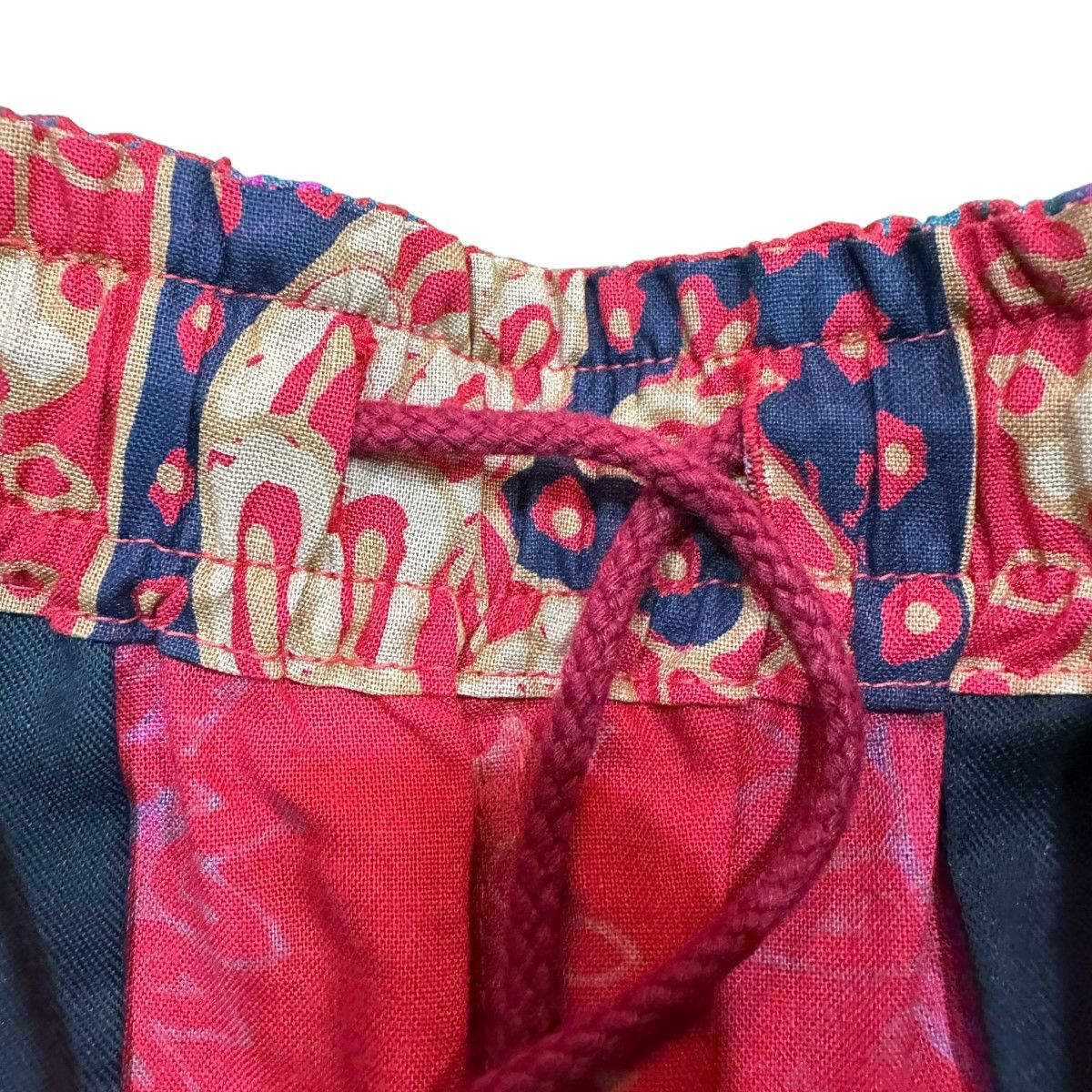 Needles Shorts Basketball Total Pattern Half Pants Red Size US 33 - 4 Thumbnail