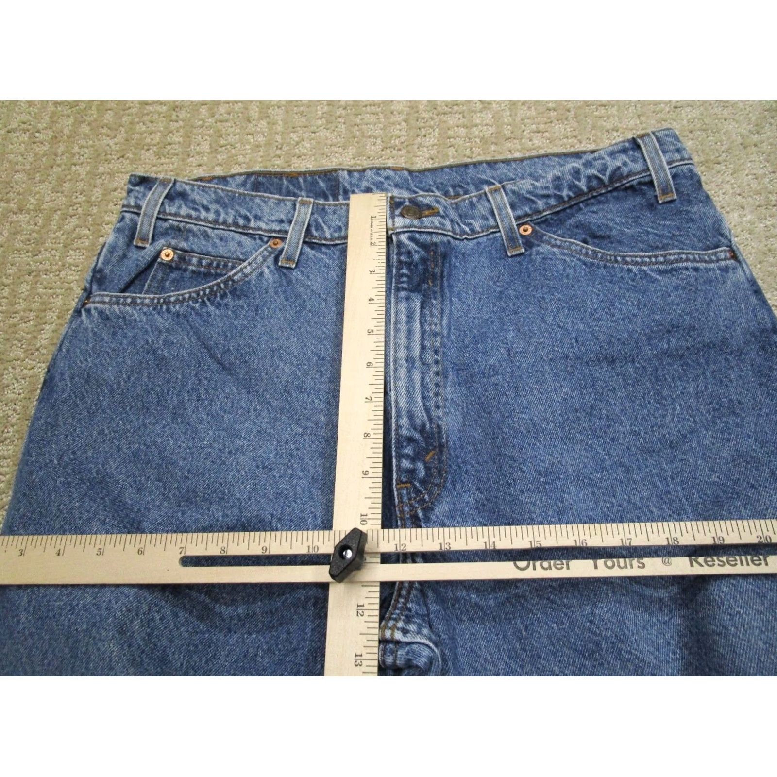 Levi's VINTAGE Levi's 550 Jeans Men 38x32 Blue Light Wash 90s Tapered Pants Logo HIPSTER Retro Levi's 500 Series Size US 38 / EU 54 - 7 Thumbnail