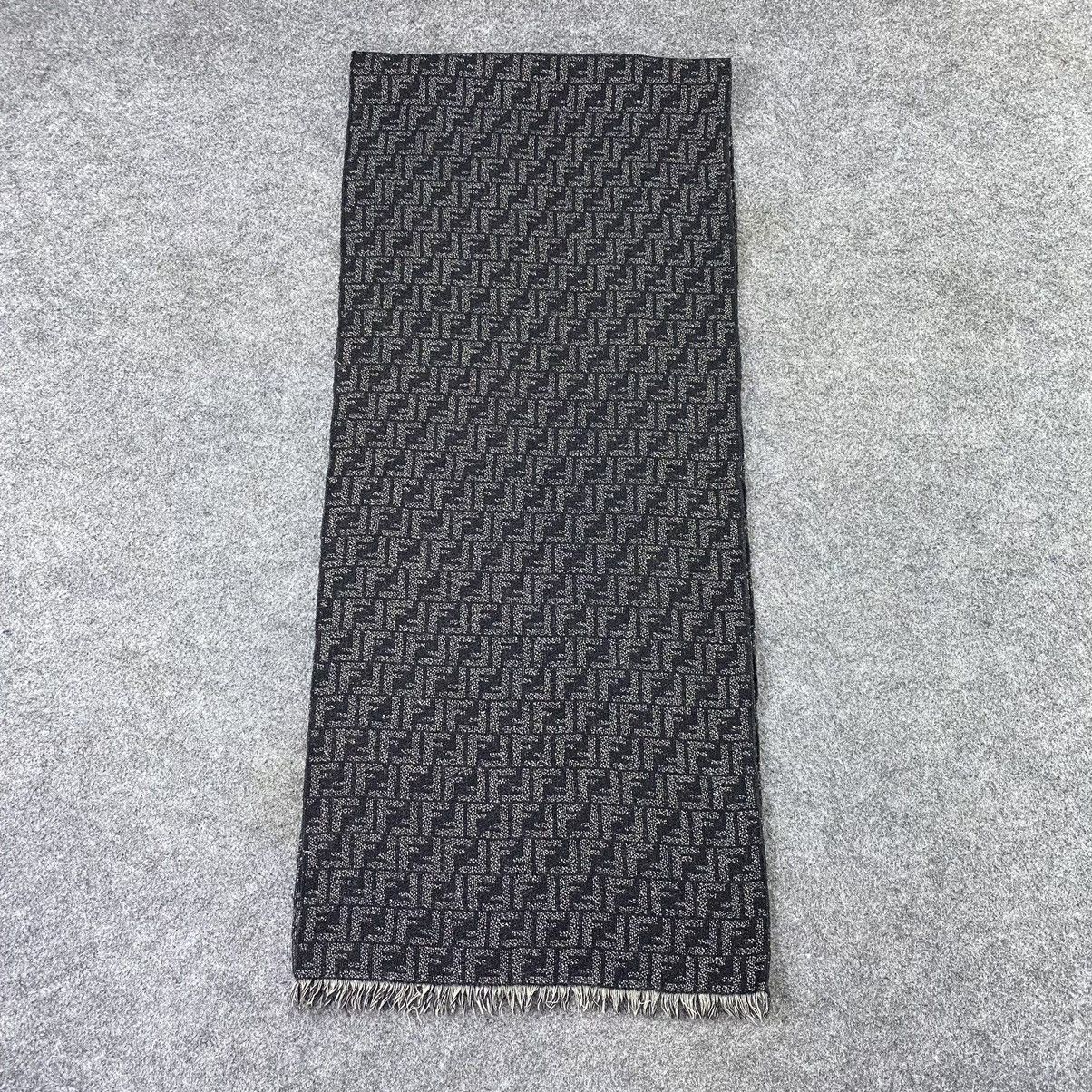 Vintage Monogram Fendi missing tag Scarf / Muffler / Neckwear T1243 Size ONE SIZE - 3 Thumbnail