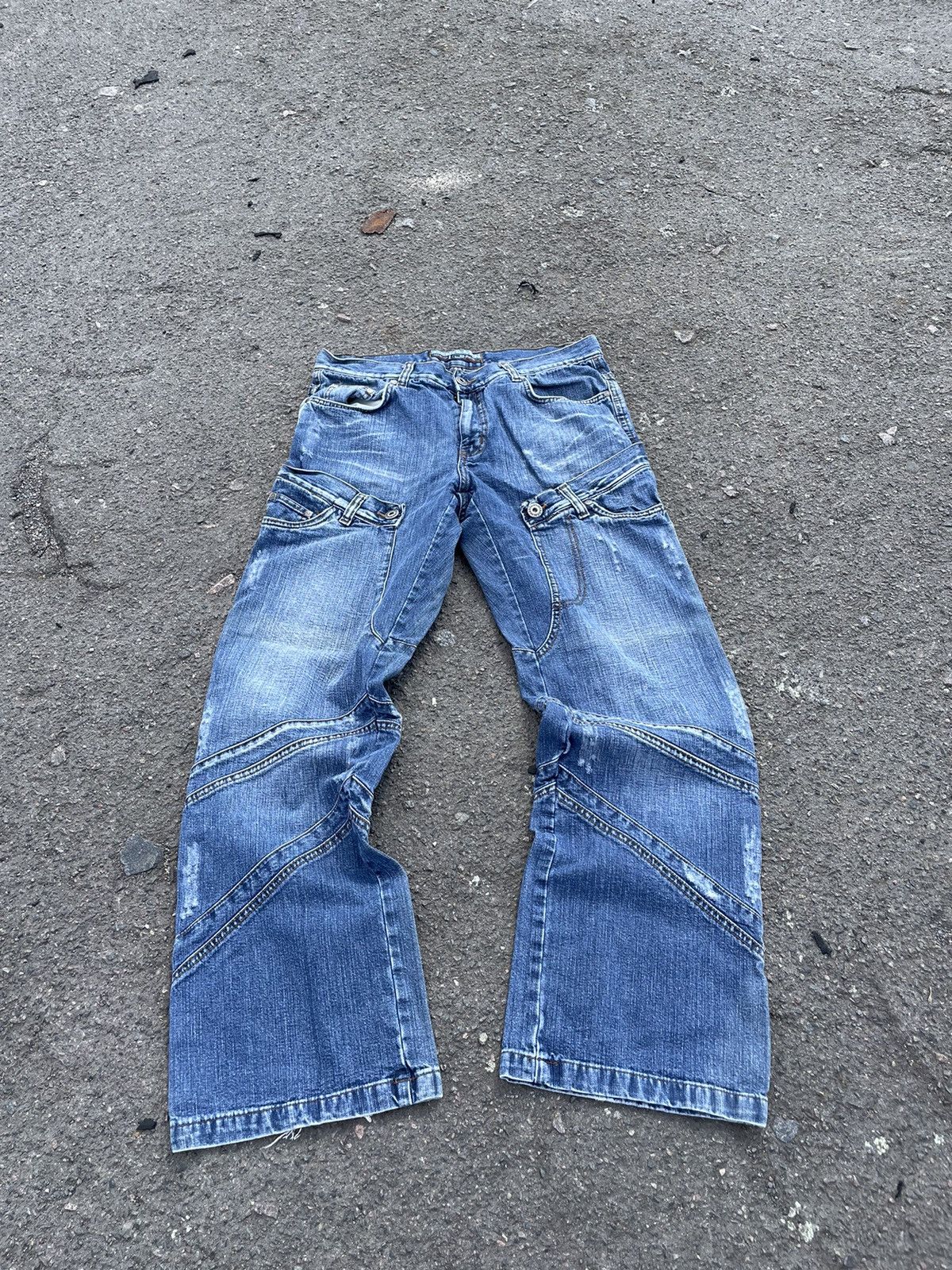 Japanese Brand × Vintage Y2K Mutli pocket avant garde jeans Size US 30 / EU 46 - 1 Thumbnail