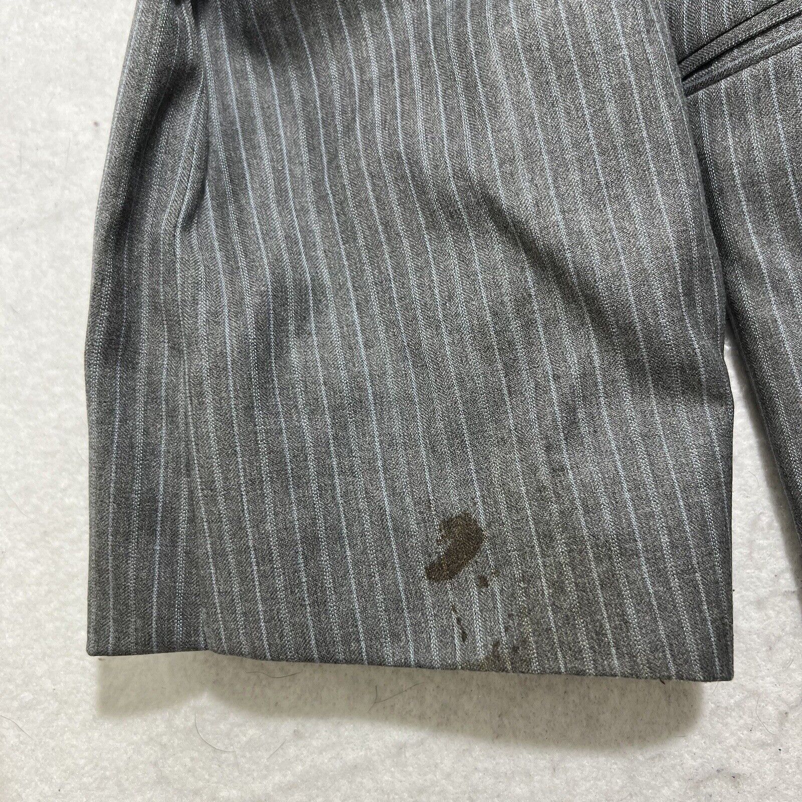 Hickey Freeman Hickey Freeman 44R Worsted Wool Gray Pinstripe Suit Jacket Size 44R - 5 Thumbnail