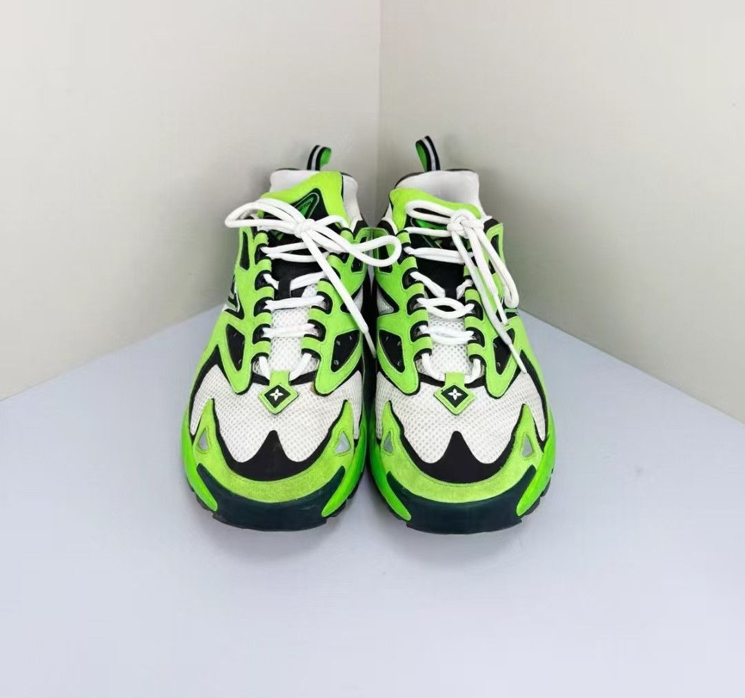 Louis Vuitton LV Runner Tatic White Green Sneakers Size US 9.5 / EU 42-43 - 1 Thumbnail