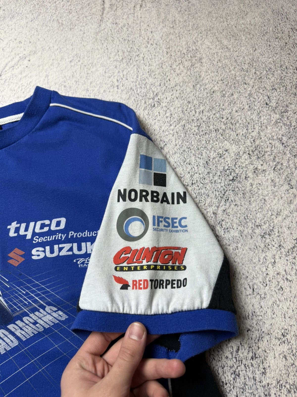 Vintage Vintage Suzuki Racing RGSX T Shirt Size US L / EU 52-54 / 3 - 9 Thumbnail