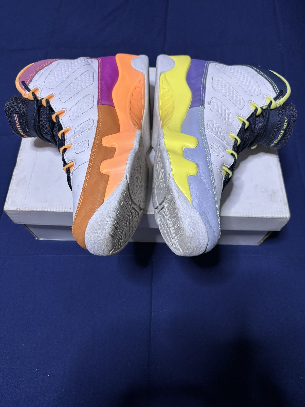 Jordan Brand Jordan 9 Retro Change The World 2021 Size 9M/10.5W Size US 9 / EU 42 - 3 Thumbnail