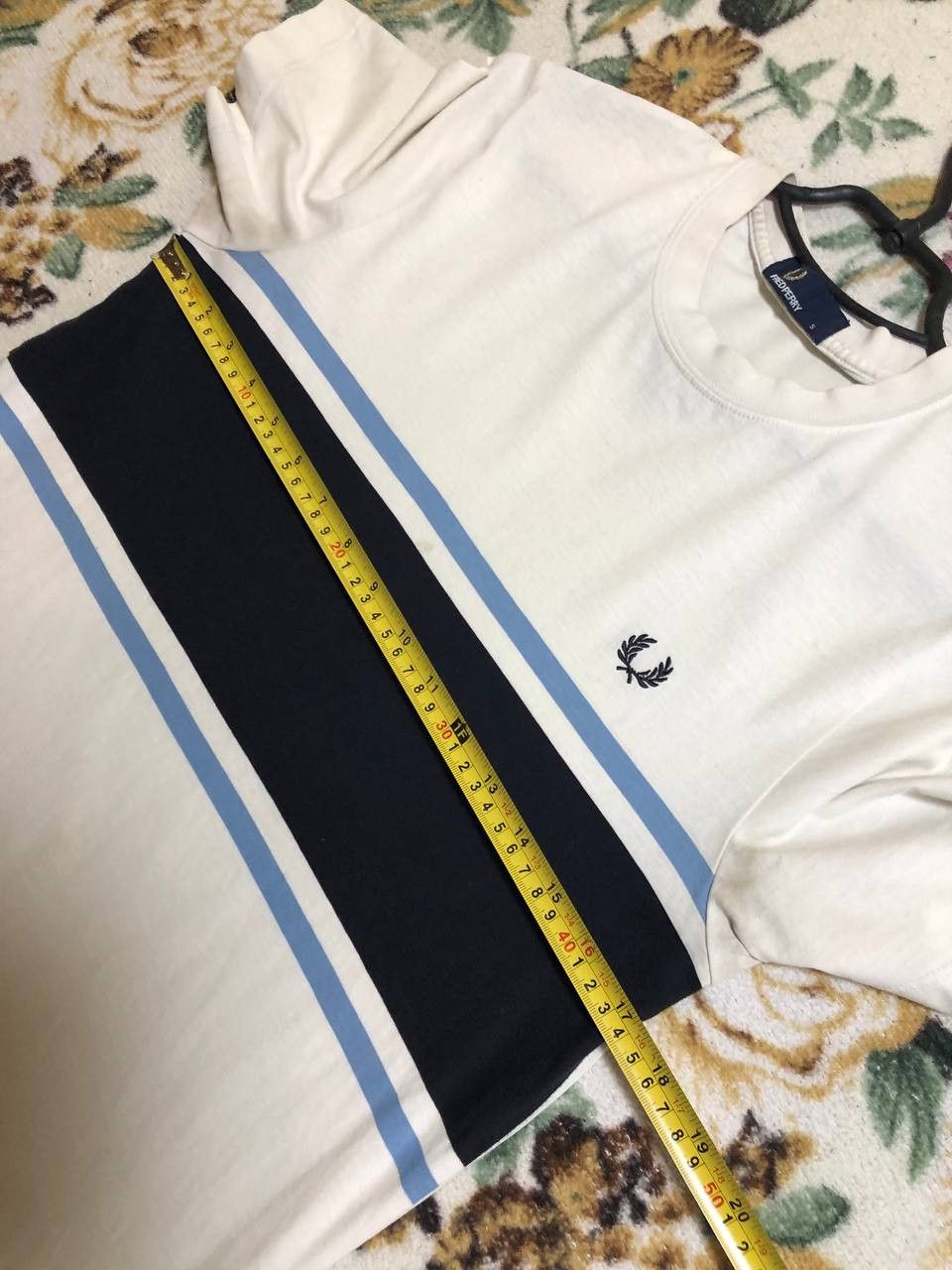 Fred Perry Fred Perry Crew Neck Embroidered Logo T-Shirt Casual Fit Size US S / EU 44-46 / 1 - 14 Thumbnail