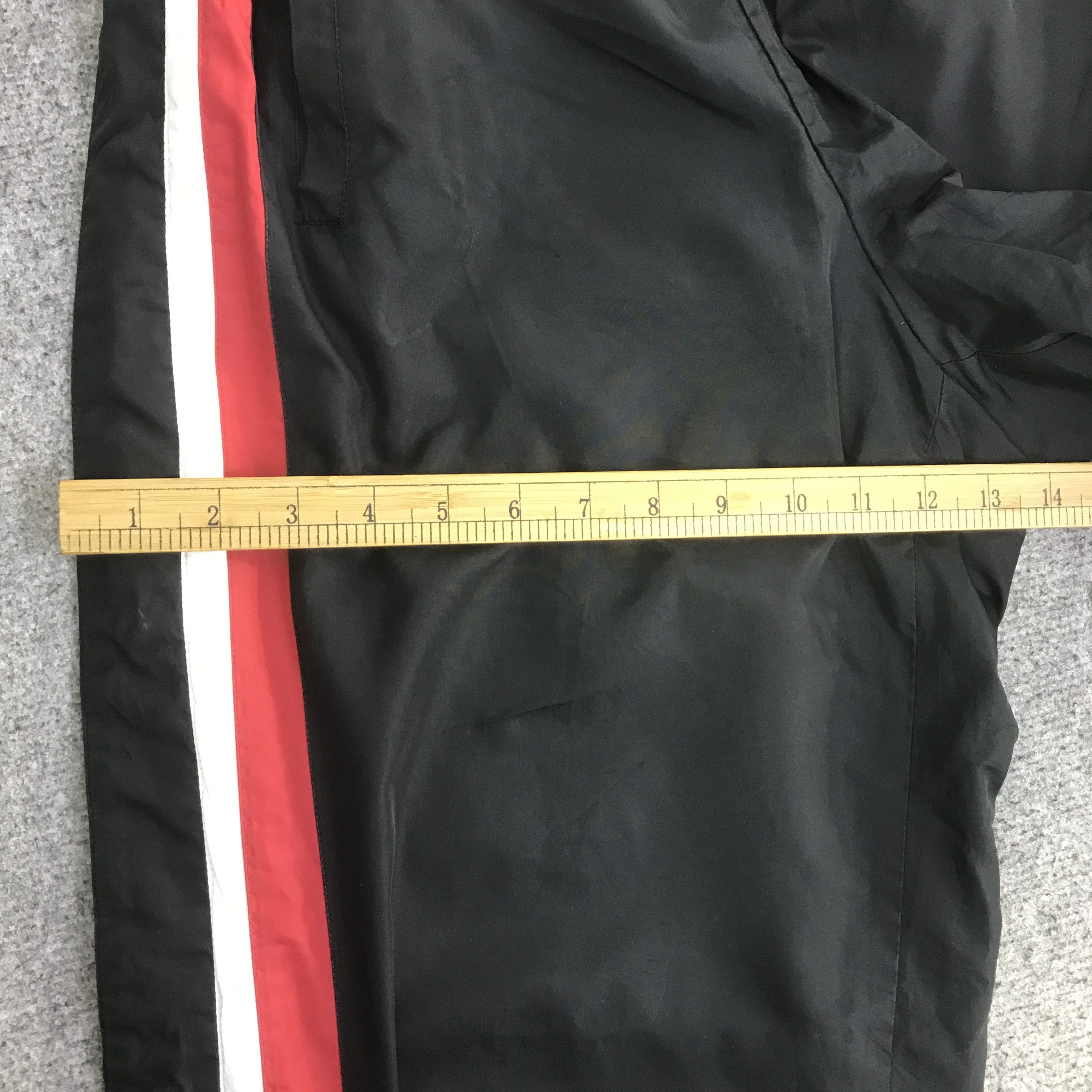 Asics ASICS SNAP BUTTON DESIGN TRACK PANTS SWEATPANTS K130B3 Size US 28 / EU 44 - 9 Thumbnail