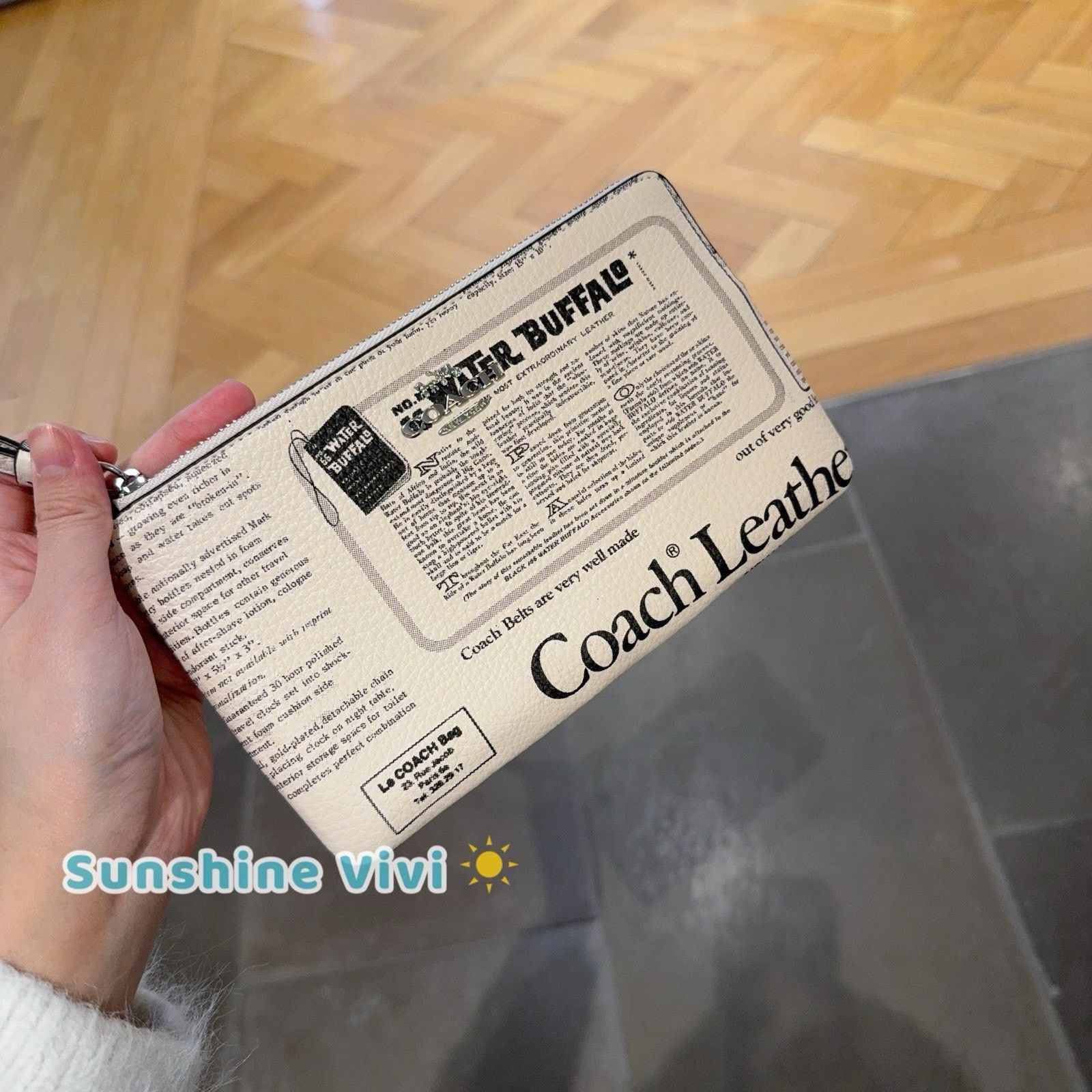 Coach NWT Coach Large Corner Zip Wristlet Newspaper Chalk CDE80 Size ONE SIZE - 1 Thumbnail