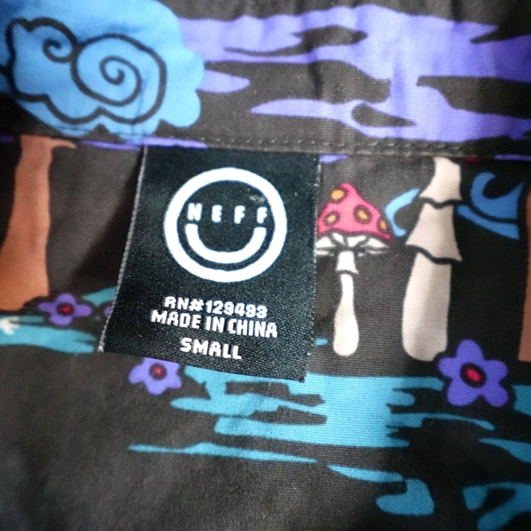 Vintage Neff Shirt Small Gray Magic Mushrooms Amanita Muscaria Happy Face Shirt Mens S Gray Neff Button-Up Short Sleeve Plaid Collared Cotton Size US S / EU 44-46 / 1 - 3 Thumbnail