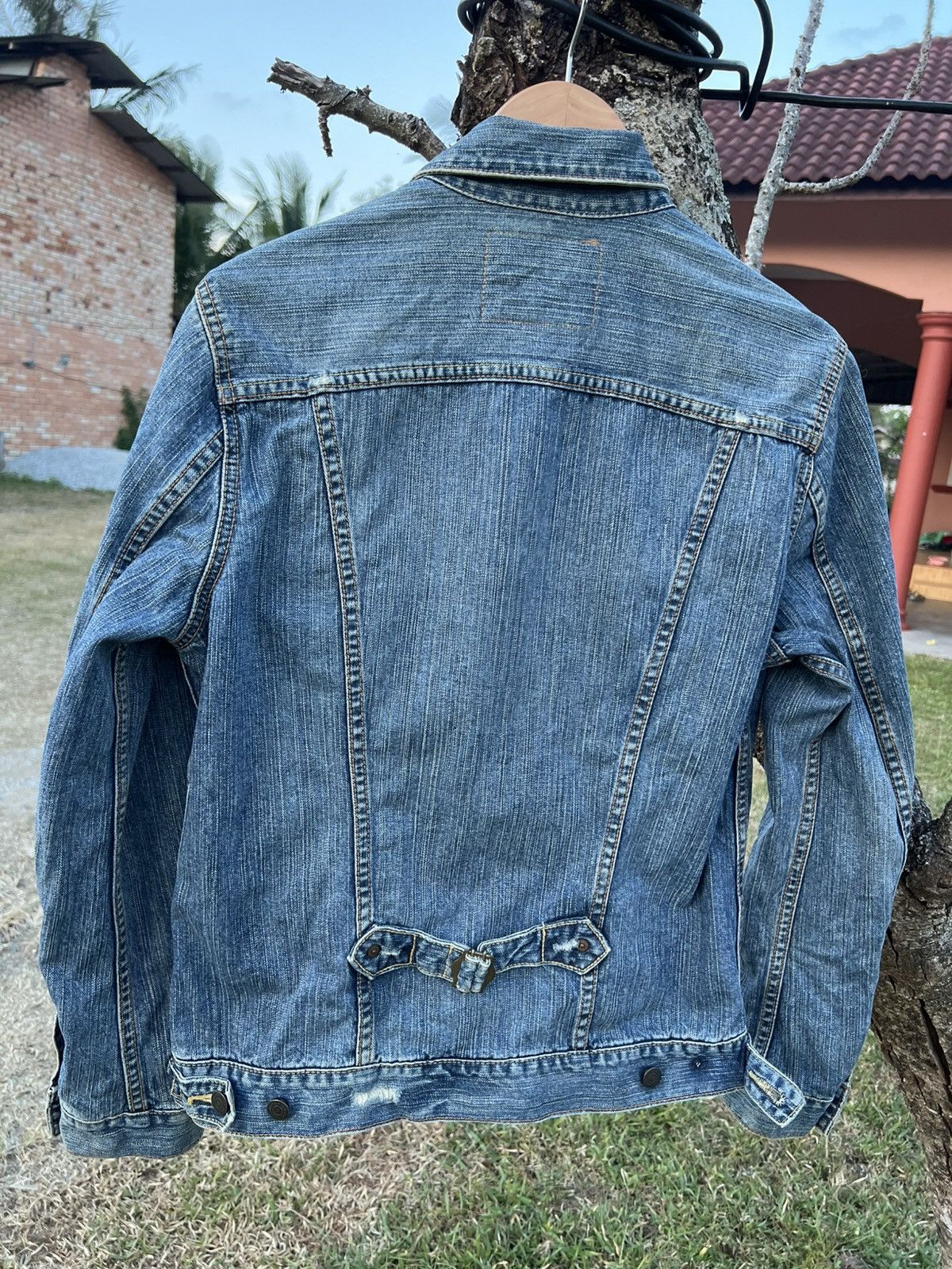 Edwin × If Six Was Nine × Le Grande Bleu (L.G.B.) 90’s style Edwin Distress Faded Denim Jacket Size US S / EU 44-46 / 1 - 2 Thumbnail