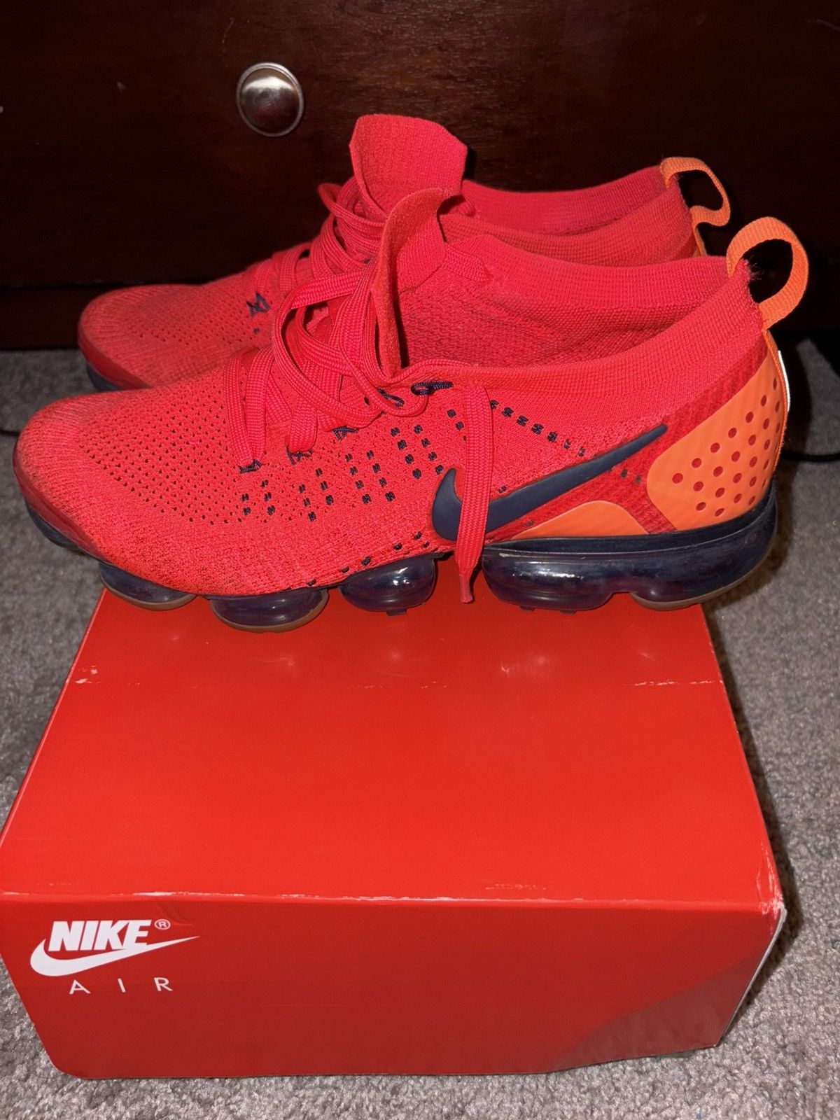Nike Vapormax flyknit Size US 10 / EU 43 - 2 Thumbnail
