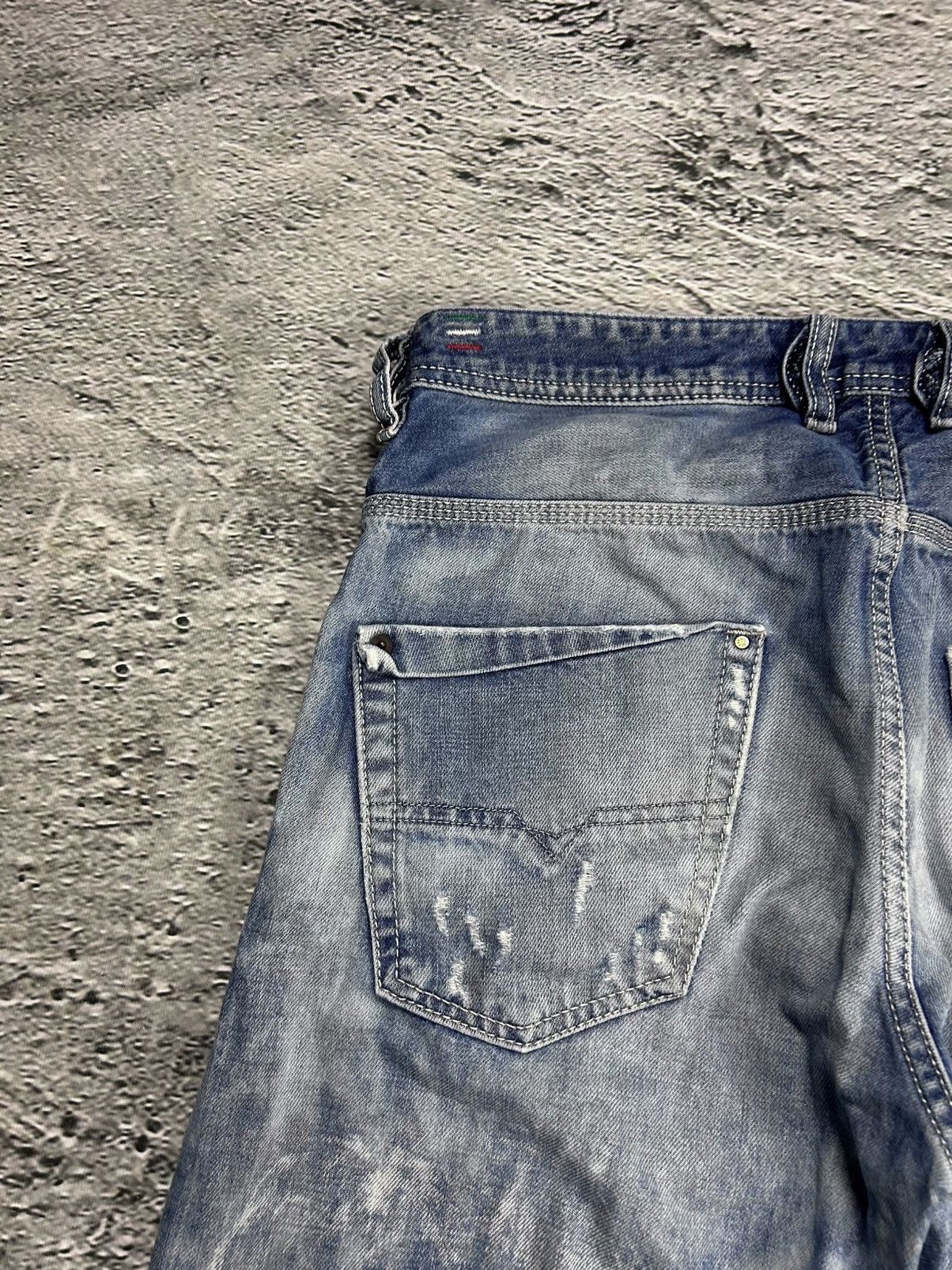 Diesel × Vintage Diesel jeans vintage baby blue Krooley Y2K slim marble fade Size US 32 / EU 48 - 3 Thumbnail