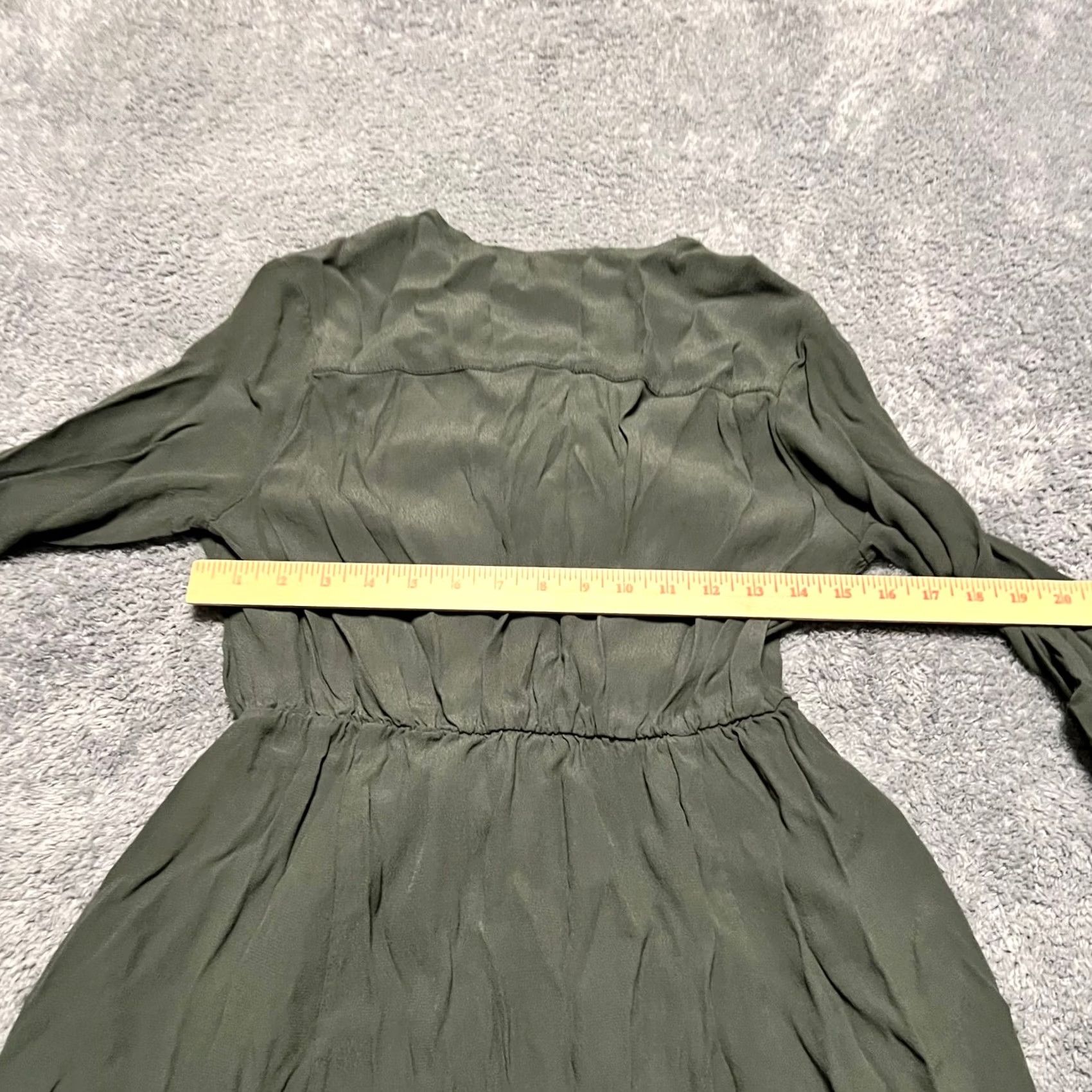 Anthropologie MAEVE Anthropologie Dress Womens Medium Green V Neck Roll Tab Sleeve Fit & Flare Dress knee length Womens M Green MAEVE by Anthropologie Size M / US 6-8 / IT 42-44 - 4 Thumbnail