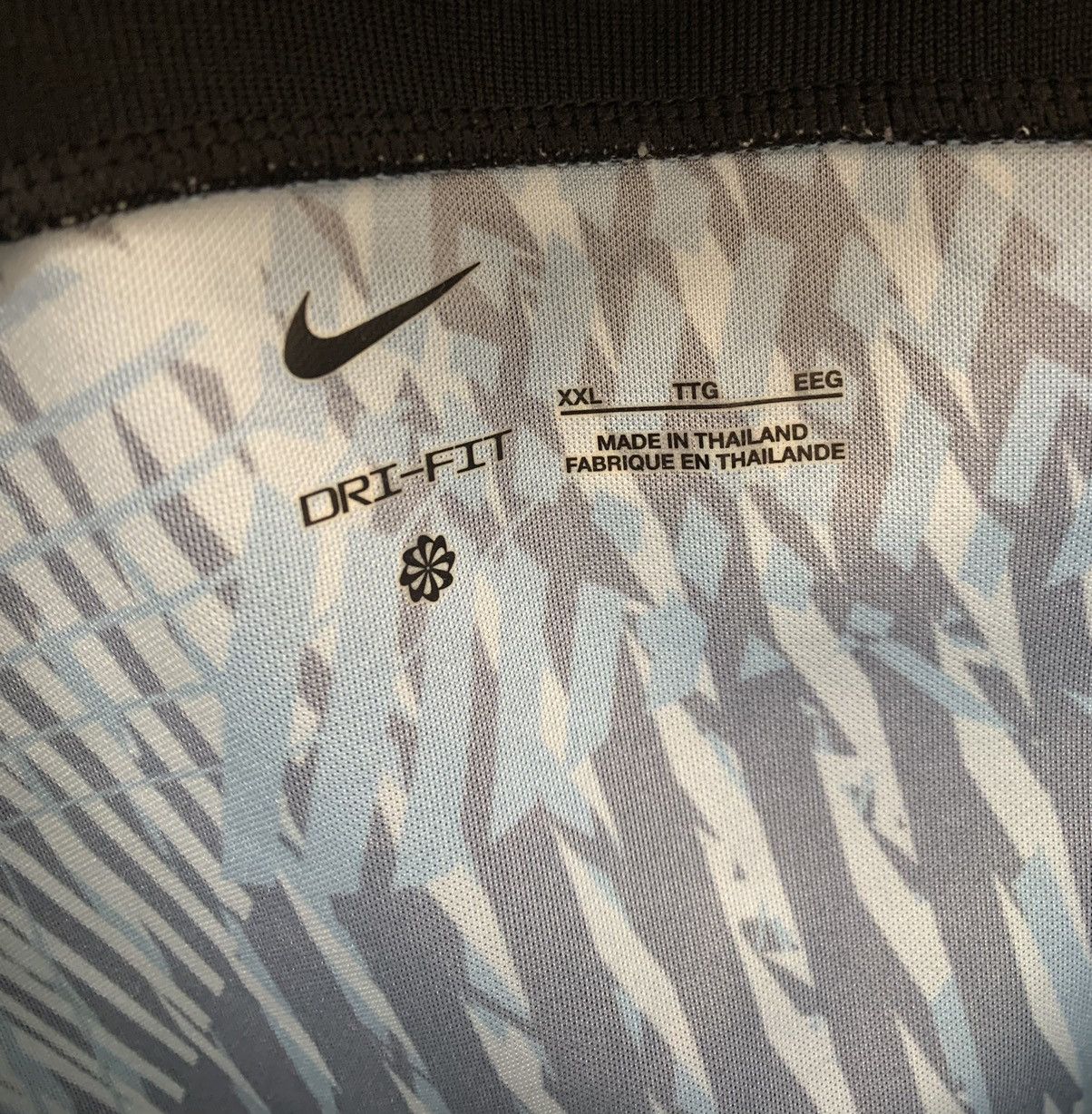 Other Nike Tottenham Hotspur’s soccer jersey 2xl Xxl getir Size US XXL / EU 58 / 5 - 4 Thumbnail