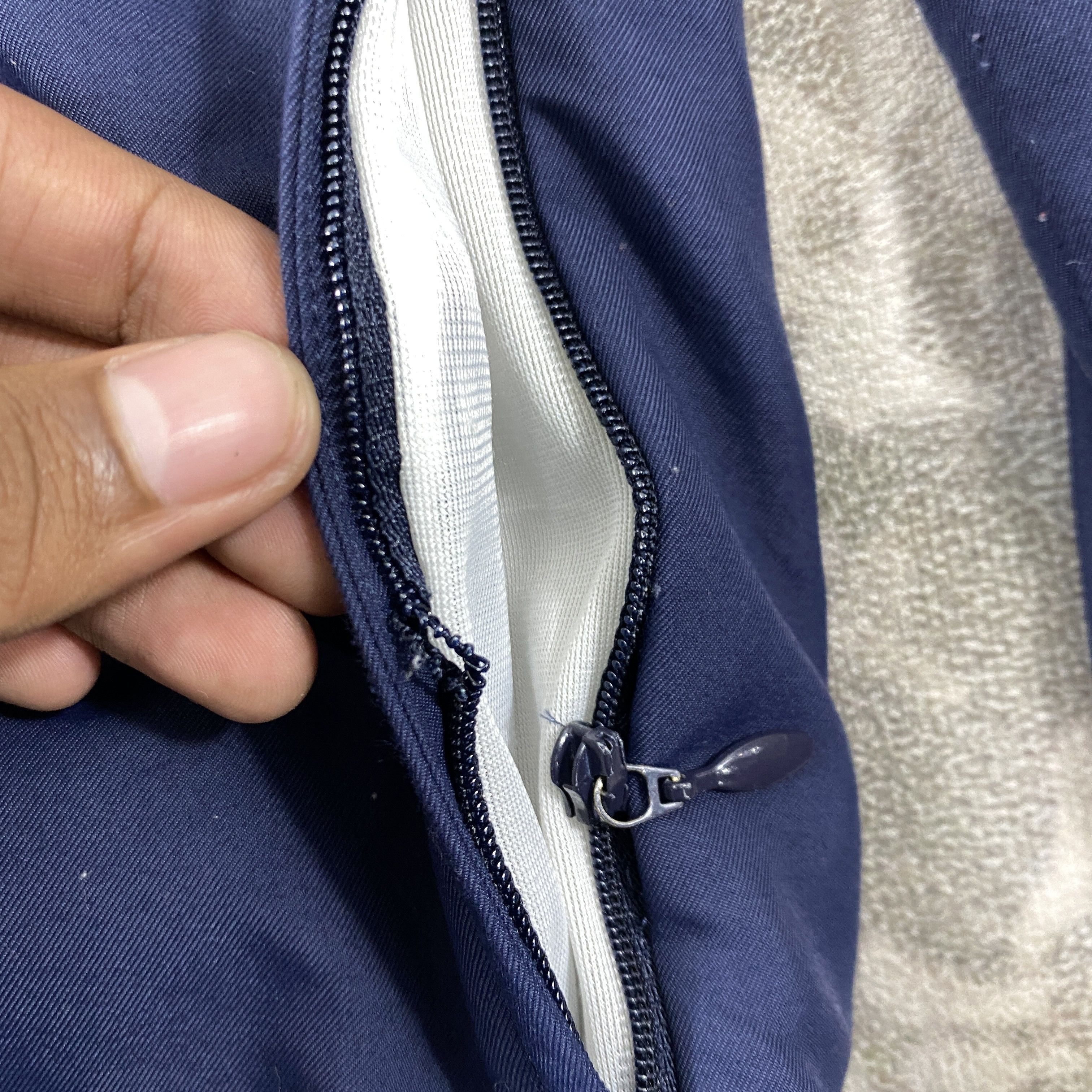 Vintage Vintage Nike Court Small Logo Jacket-J160 Size US M / EU 48-50 / 2 - 9 Thumbnail