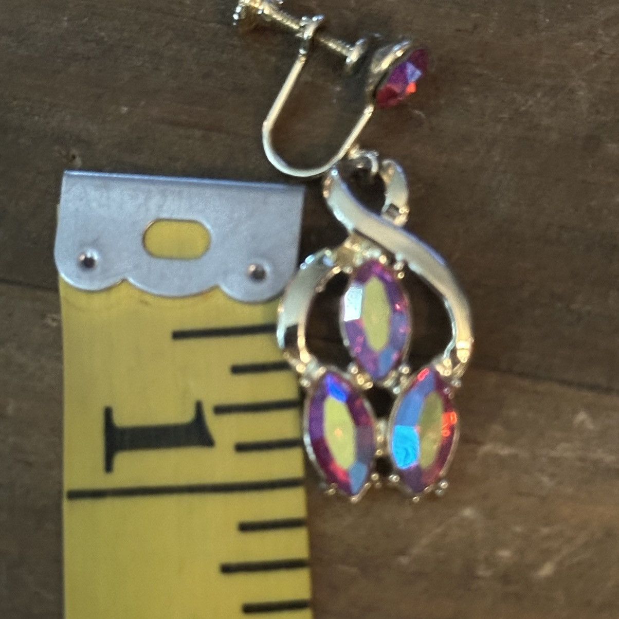 Vintage Vintage red AB rhinestone screw back dangle earrings Size ONE SIZE - 4 Thumbnail