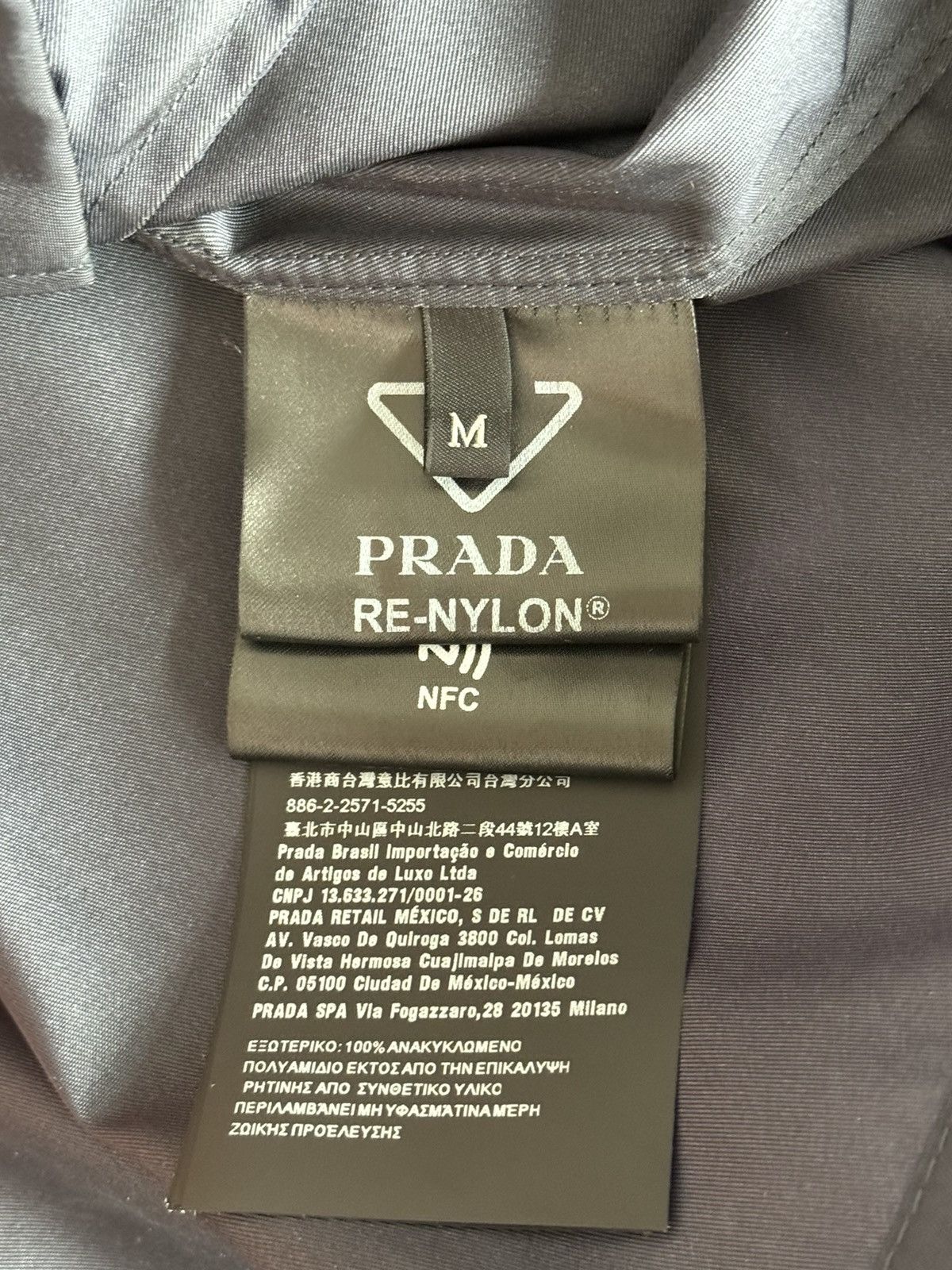 Prada Prada Nylon Bowling Shirt Size US M / EU 48-50 / 2 - 7 Thumbnail