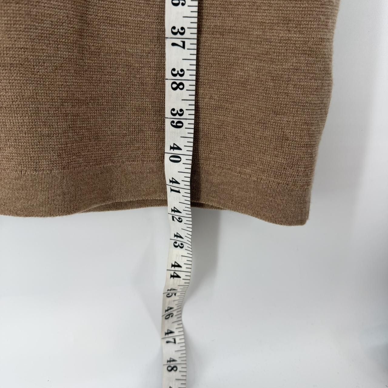 Club Monaco Club Monaco V-neck camel color wool sweater dress Size XS / US 0-2 / IT 36-38 - 6 Thumbnail