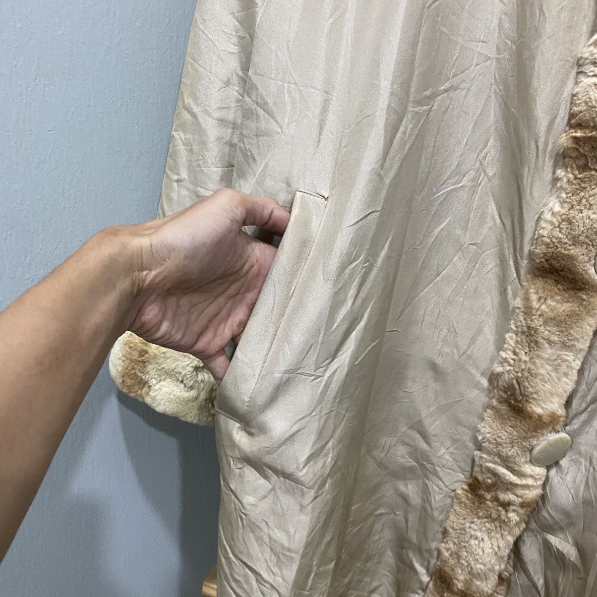 Balmain VINTAGE BALMAIN 1990s Reversible Striped Rabbit Fur Coat L Size L / US 10 / IT 46 - 10 Thumbnail