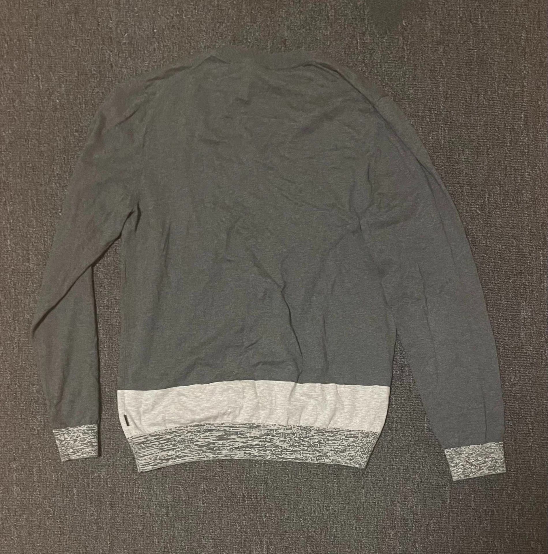 Hugo Boss Hugo Boss V-neck Sweater Q4 Size US L / EU 52-54 / 3 - 4 Thumbnail