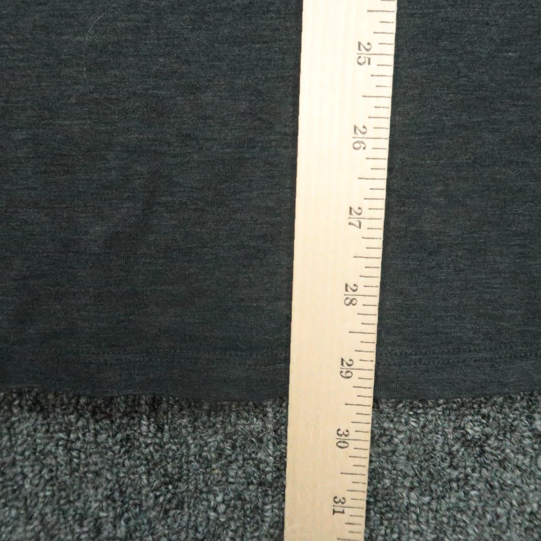 Lululemon Lululemon Shirt Men Large Gray Performance Long Sleeve Henley Lightweight Shirt Mens L Gray All Seasons Breathable Lightweight 2000s? Size US L / EU 52-54 / 3 - 7 Thumbnail