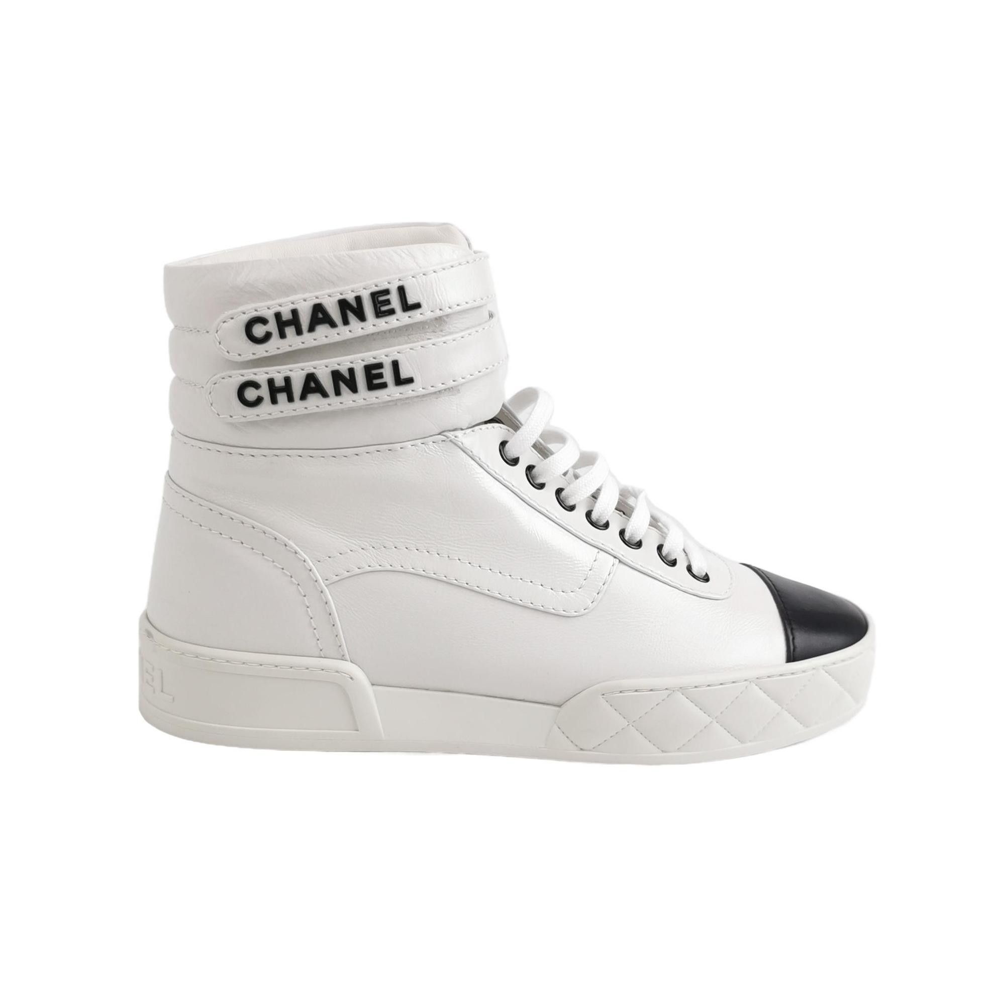 Chanel Chanel Women 9 Lowtop Sneakers Size US 9 / IT 39 - 1 Thumbnail
