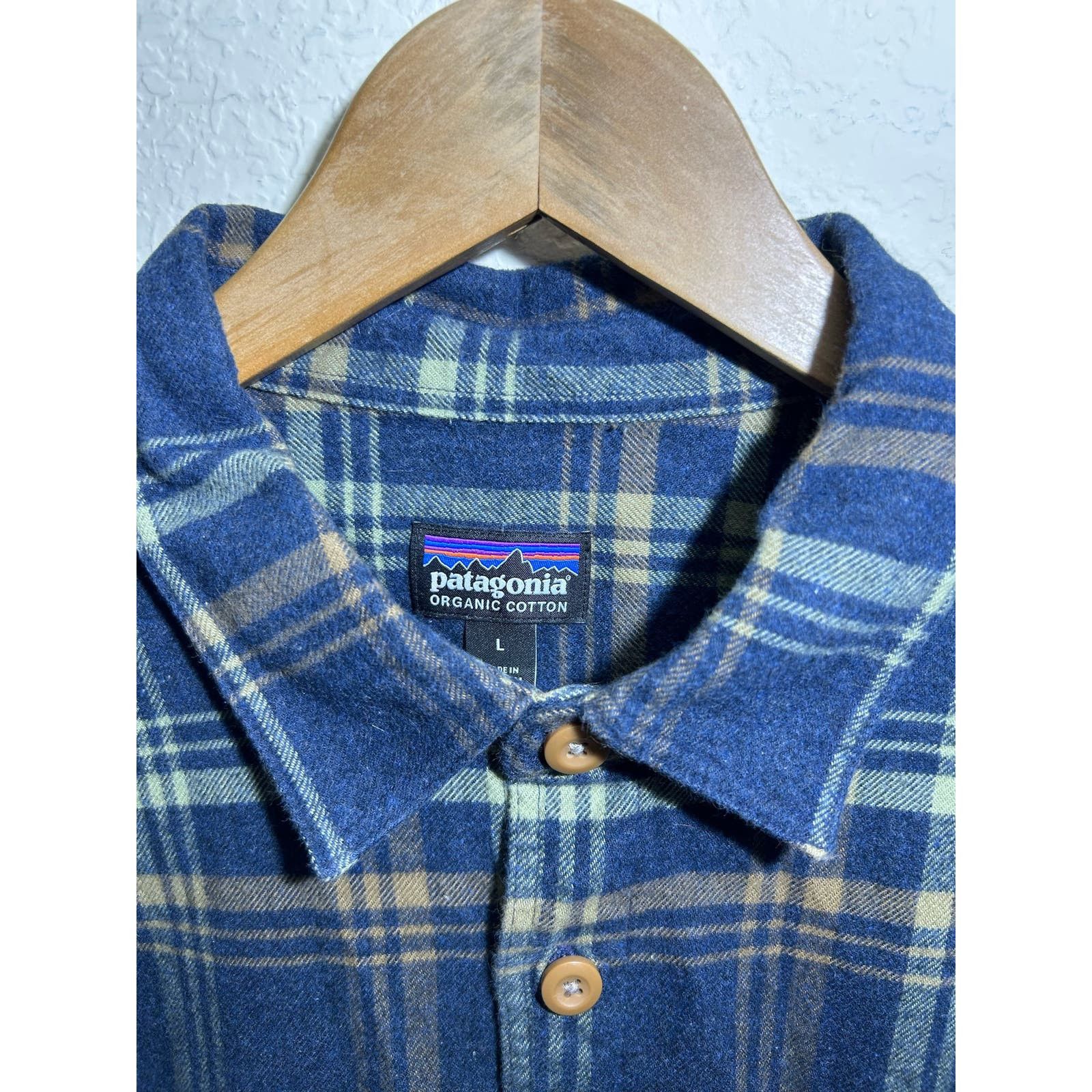 Patagonia Patagonia Men's Organic Cotton Blue Flannel Size Large Size US L / EU 52-54 / 3 - 2 Thumbnail
