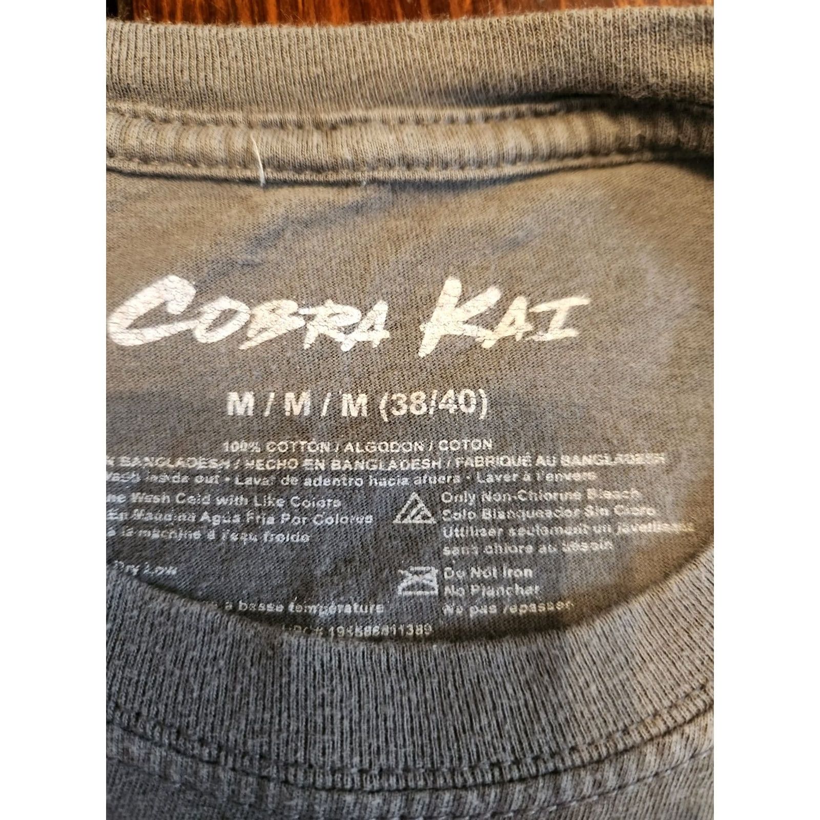 Vintage MENS Cobra Kai T Shirt SIZE M Grey Crew Neck Short Sleeve Cotton 38-40 Regular Tee Graphic Print Size US M / EU 48-50 / 2 - 2 Thumbnail