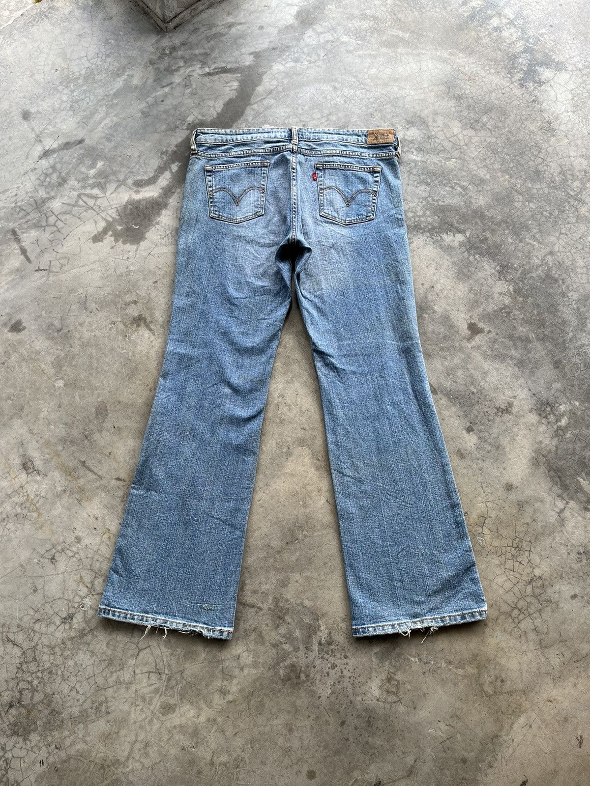 Levi's Levis 545 single R low bootcut flared jeans Size US 35 - 2 Thumbnail