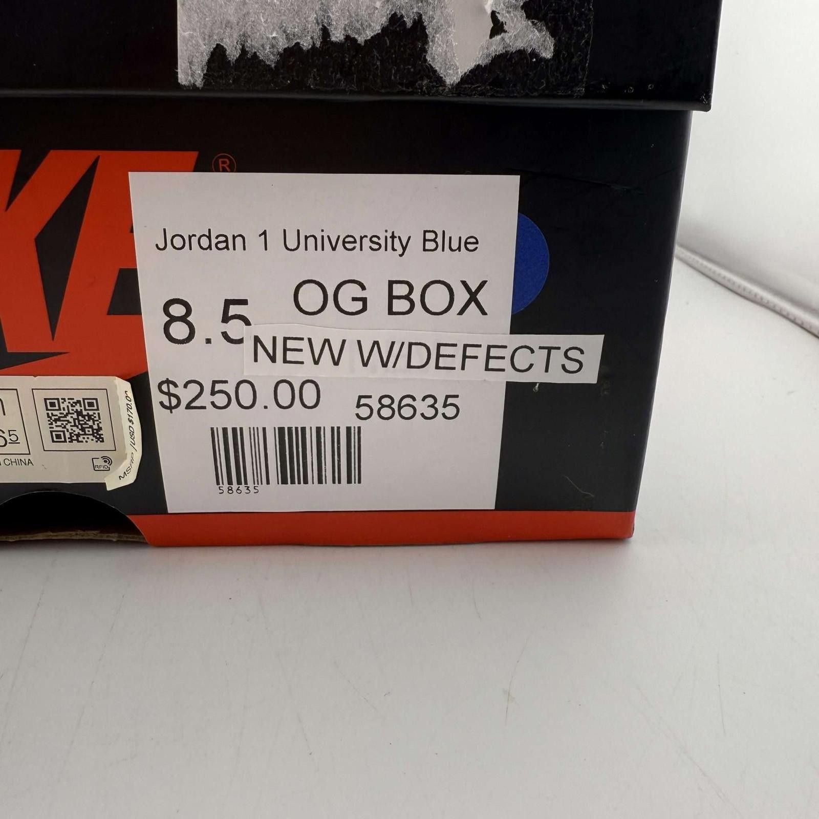 Nike Nike Air Jordan 1 Retro High OG University Blue 8.5 New Size US 8.5 / EU 41-42 - 8 Thumbnail