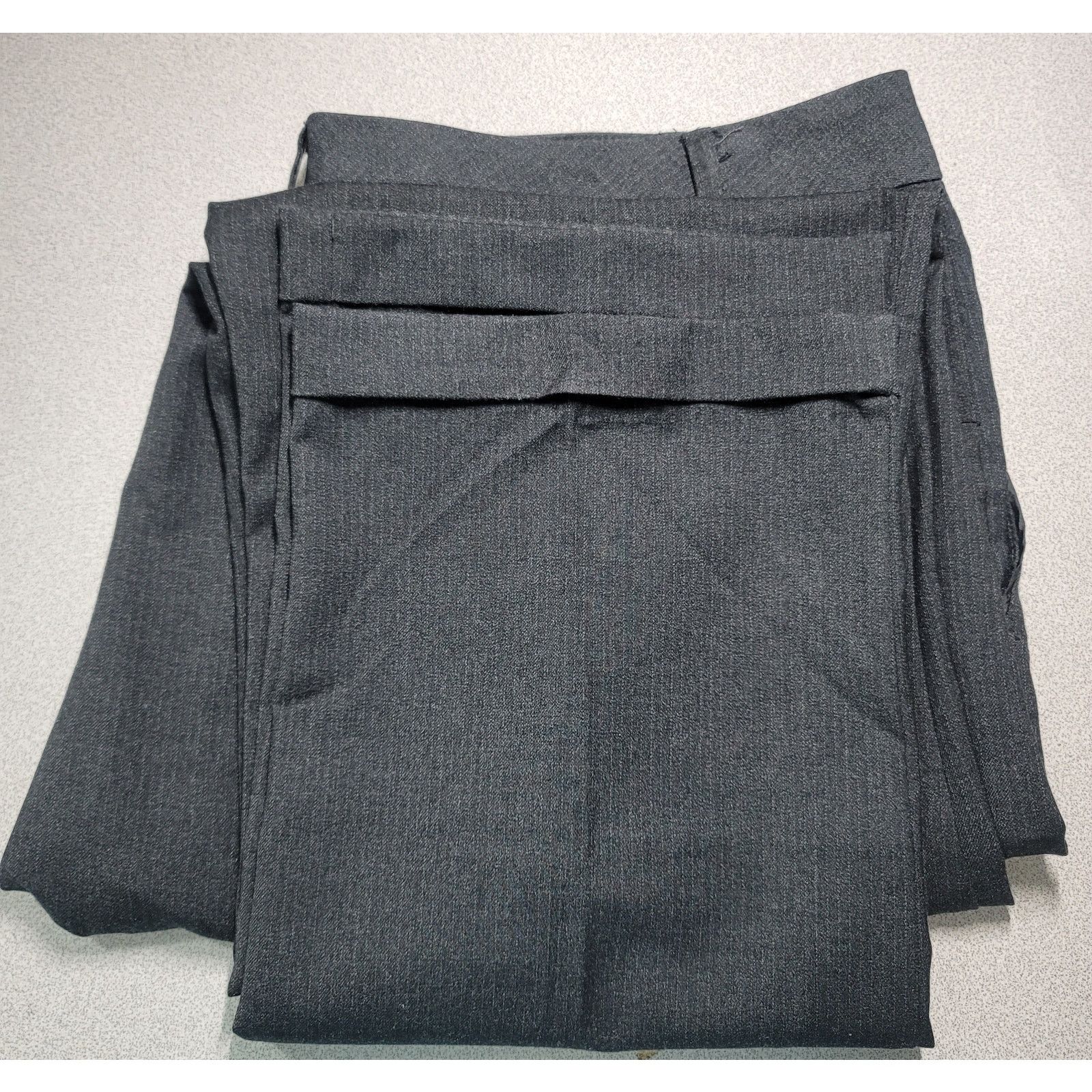 Other Worthington Charcoal Pinstripe Pleated Front Pants 14 Size 36" / US 14 / IT 50 - 5 Thumbnail