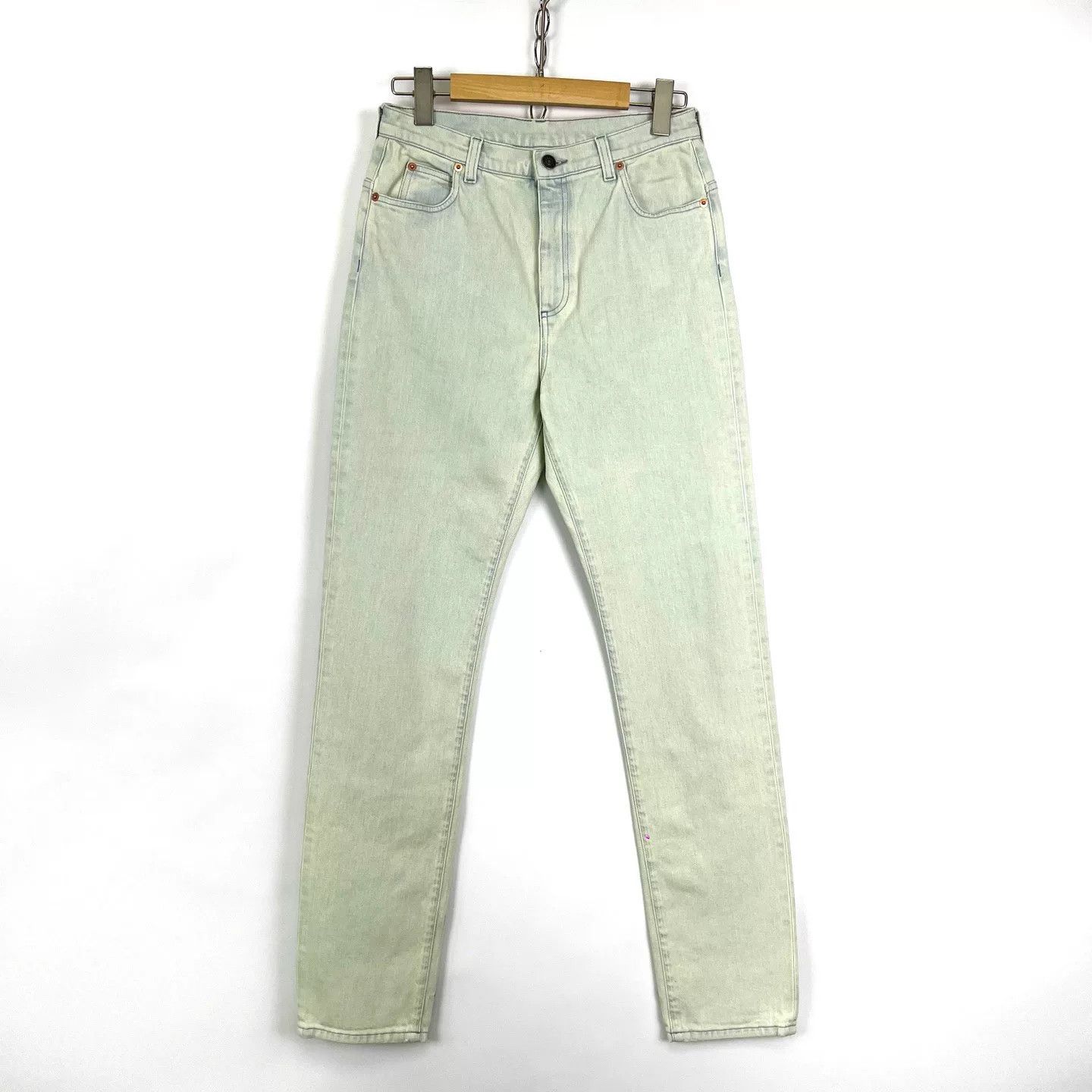 Gucci Gucci Heavy Embroidered Floral Jeans Size 27" / US 4 / IT 40 - 1 Thumbnail