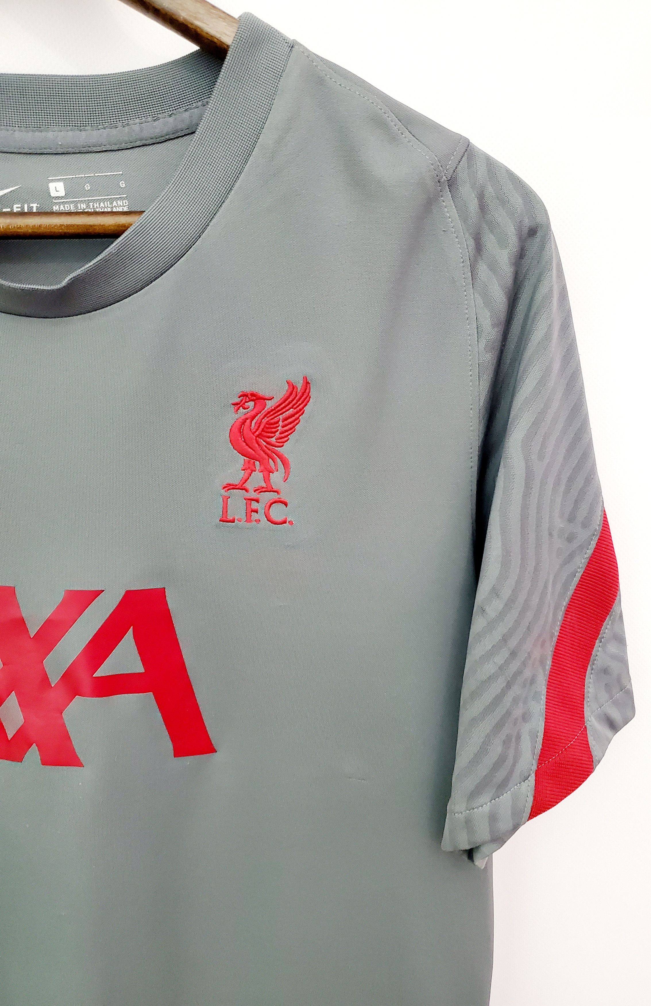 Nike Liverpool 2022 2023 nike soccer jersey size L Size US L / EU 52-54 / 3 - 2 Thumbnail