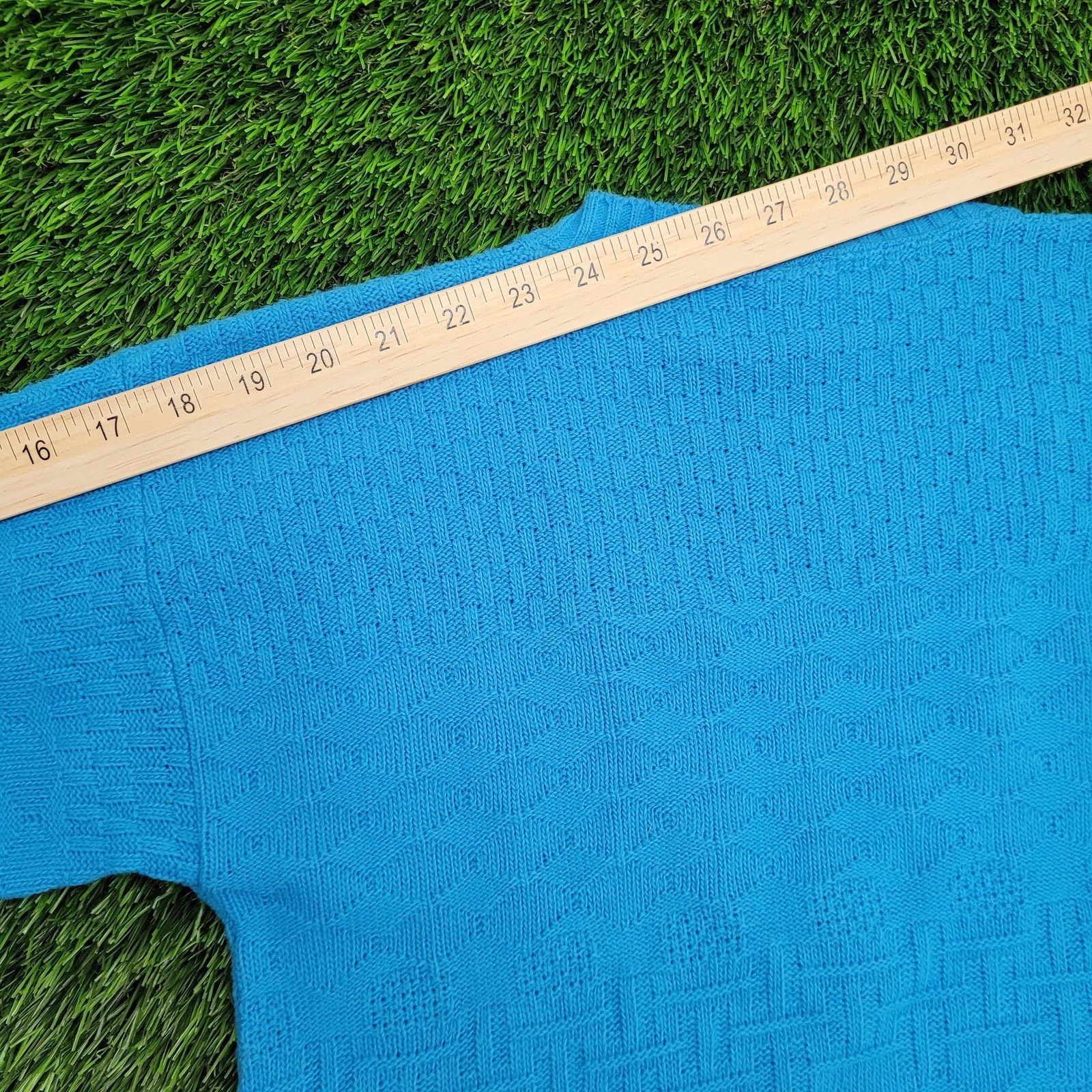 Vintage VTG Little Funky Deep V-Neck Sweater Womens 2XS/XS USA Size XS / US 0-2 / IT 36-38 - 5 Thumbnail