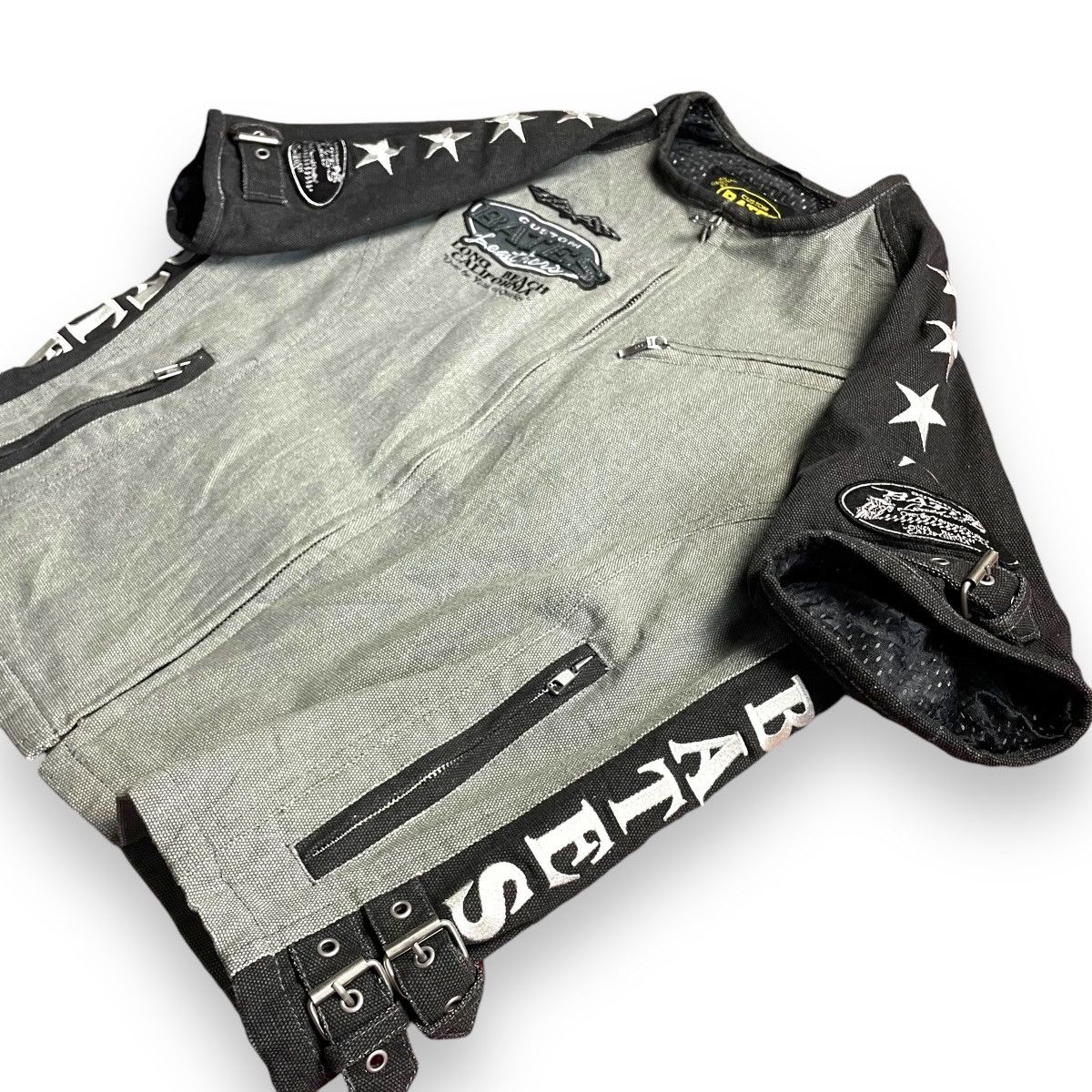 Bates Hats CUSTOM BATES LEATHERS BONDAGE PATCHES MOTORCYCLE JACKET Size US L / EU 52-54 / 3 - 4 Thumbnail