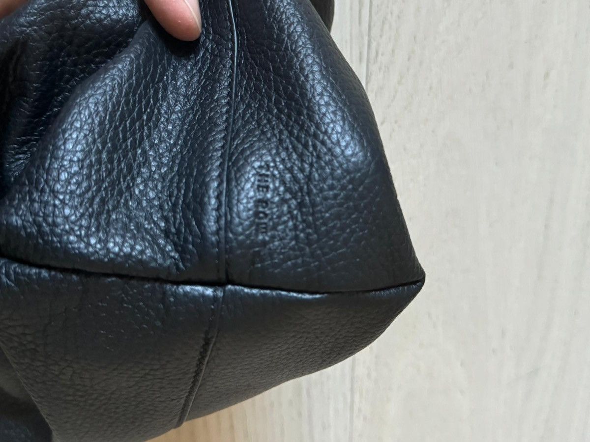 The Row 🔥$2.8K VALUE🔥Black Leather Isa Bag Size ONE SIZE - 8 Thumbnail