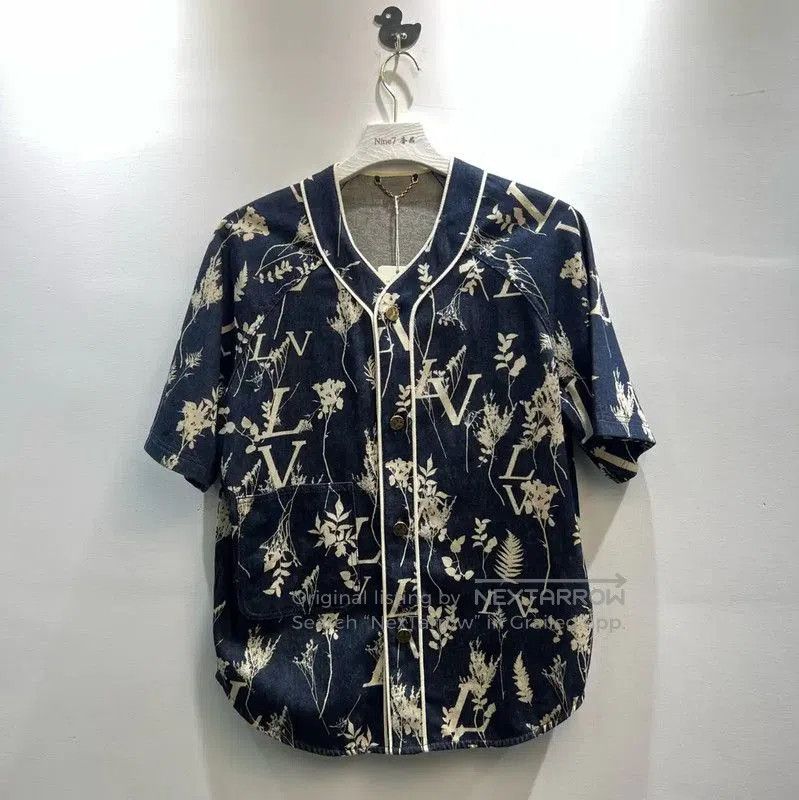 Louis Vuitton Louis Vuitton Blue Denim Short Sleeve Shirt . Size US S / EU 44-46 / 1 - 1 Thumbnail