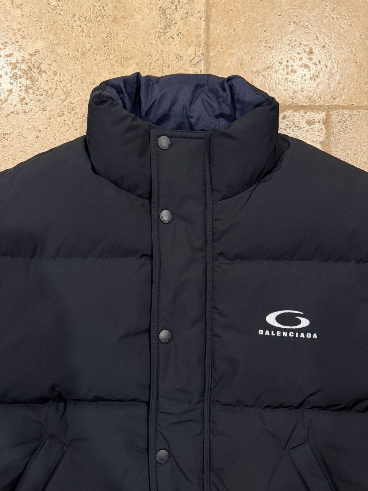 Balenciaga Balenciaga FW24 Runway Pin Reversible Down Puffer Jacket Size US S / EU 44-46 / 1 - 8 Thumbnail