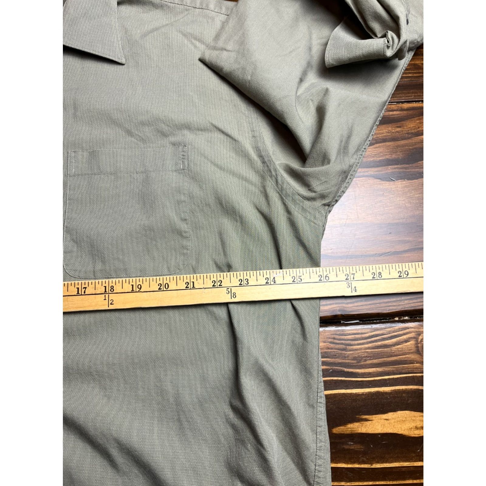 Liz Claiborne Claiborne Shirt Men XL 17.5 34/35 Tan Button-Up Long Sleeve T-weave Brown Solid Vintage No Size US XL / EU 56 / 4 - 3 Thumbnail