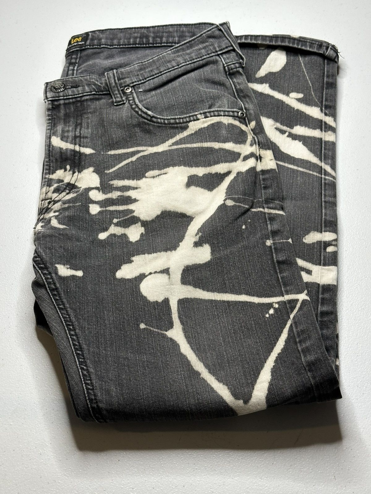 Vintage Vintage Y2K Lees Bleach Splatter dark denim jeans Size US 34 / EU 50 - 1 Thumbnail