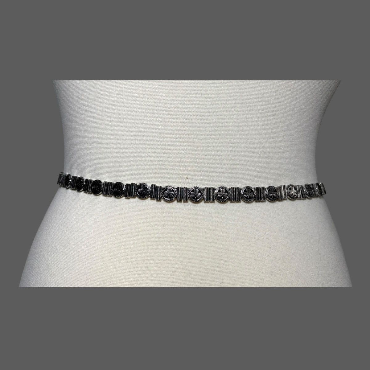Other Most Wanted Women’s Black Silver Skinny Link Belt Sz L Size ONE SIZE - 4 Thumbnail