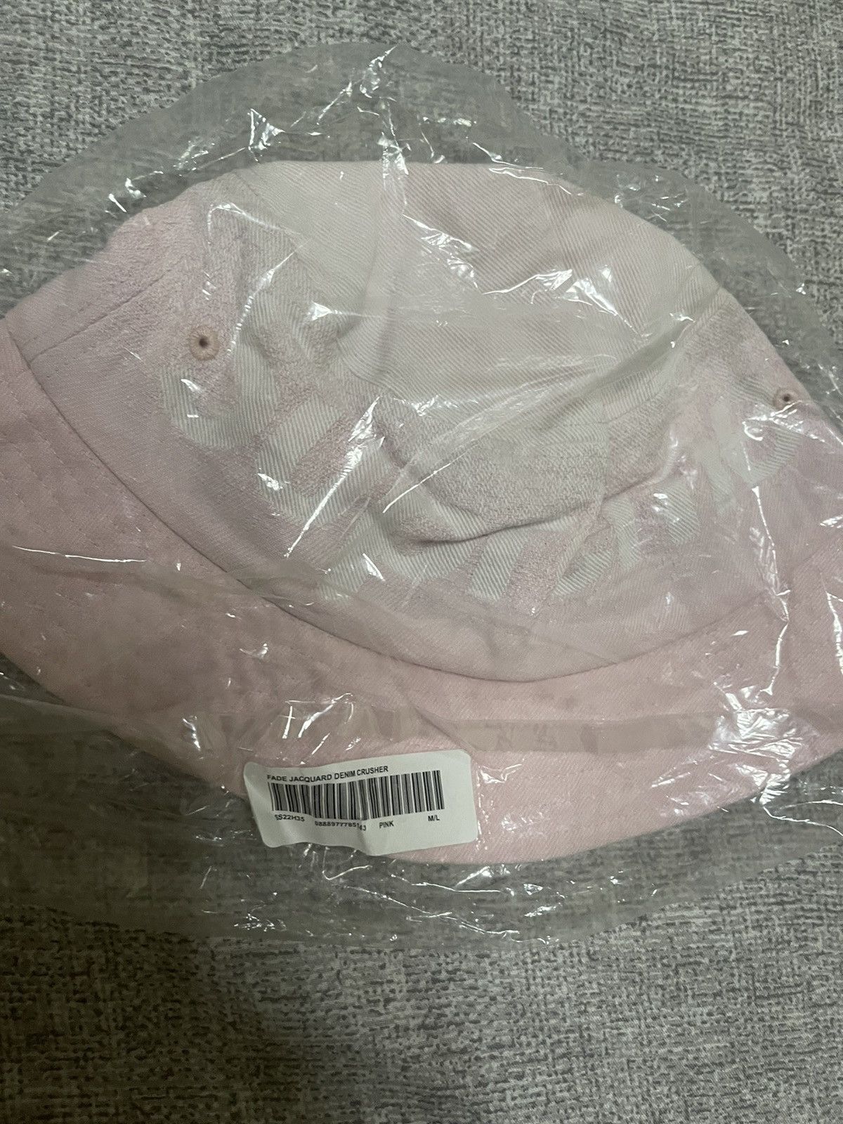 Supreme Supreme pink fade jacquard denim crusher m/l Size ONE SIZE - 1 Thumbnail