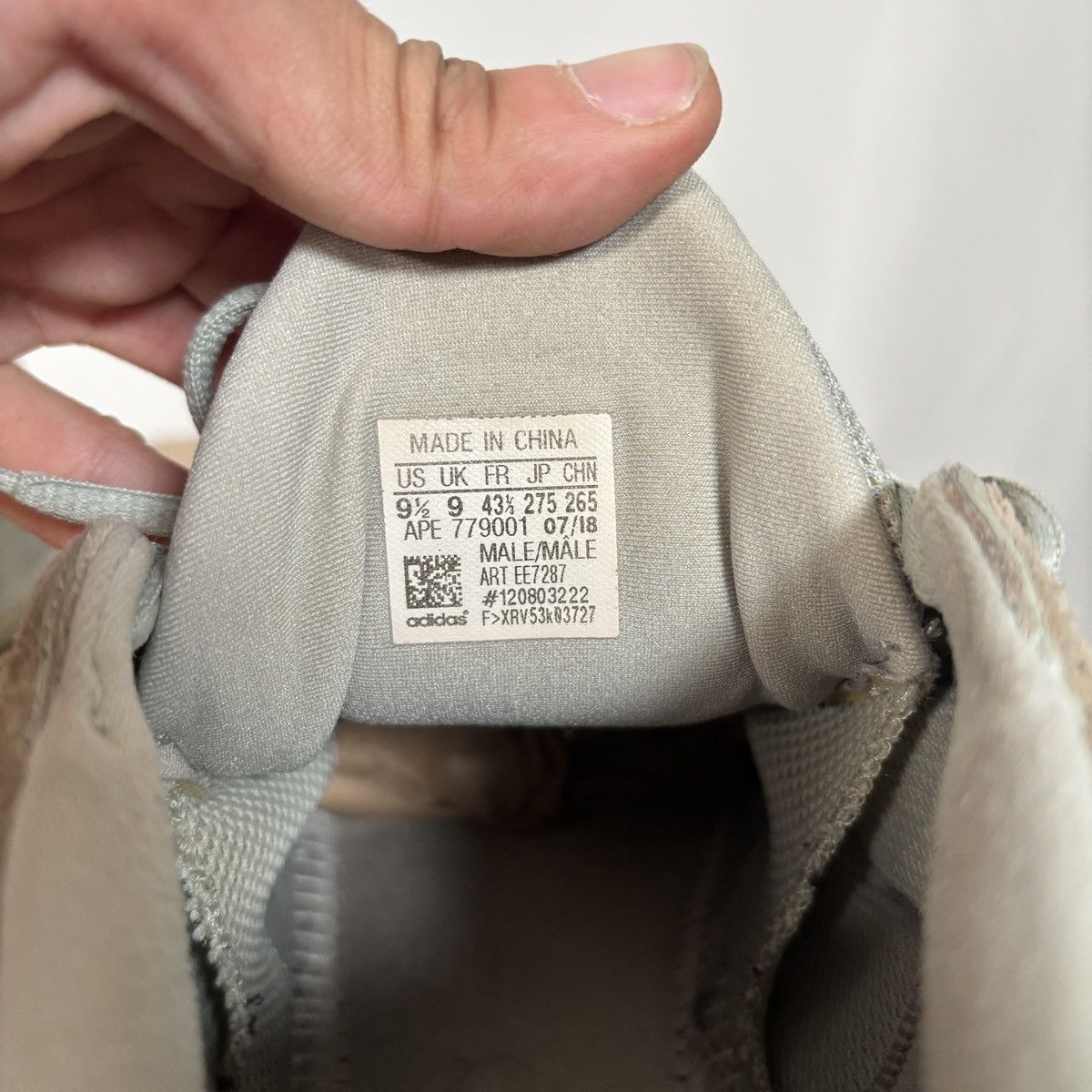 Adidas × Kanye West Adidas Yeezy 500 Salt Used 9.5M Size US 9.5 / EU 42-43 - 8 Thumbnail