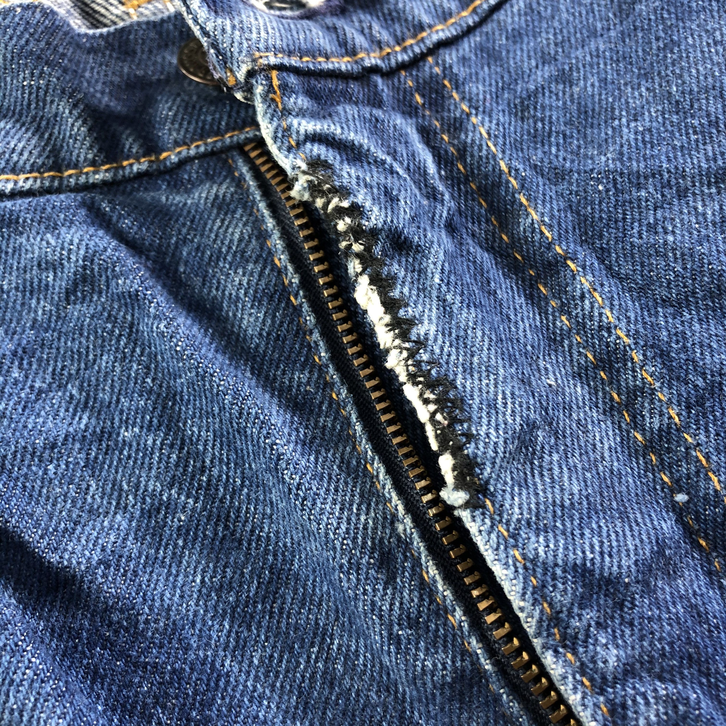 Levi's Vintage Blue Wash Levis 505 Jeans-J3494 Size US 37 - 7 Thumbnail