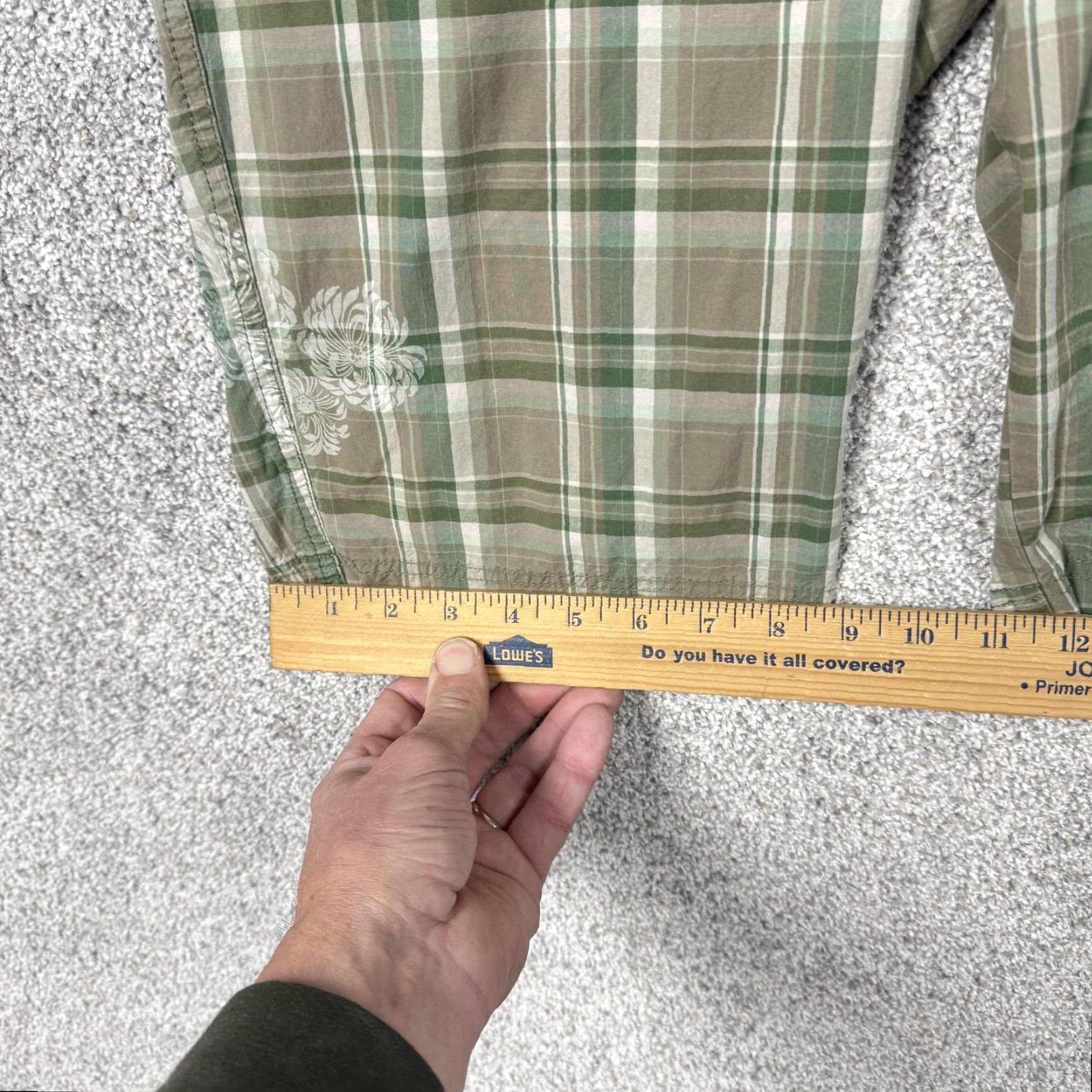 Vintage Columbia Bermuda Shorts 8 Green Tan Plaid Women Adult Casual Walking 9 Inseam 33 in Waist Cotton Spandex Plaid Pattern Womens Size 30" / US 8 / IT 44 - 4 Thumbnail